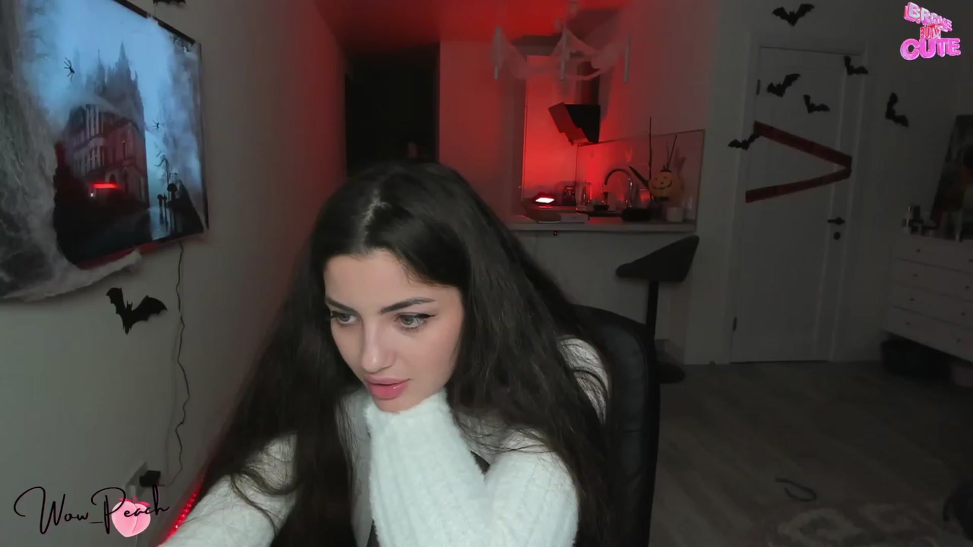 Gallery image thumbnail from wow_peach's myfreecams stream on, 10/14/2023, 18:47 image 16 of 20