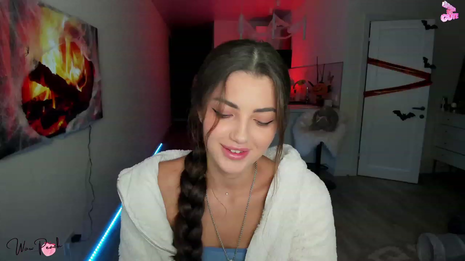 Gallery image thumbnail from wow_peach's myfreecams stream on, 10/21/2023, 15:19 image 4 of 20