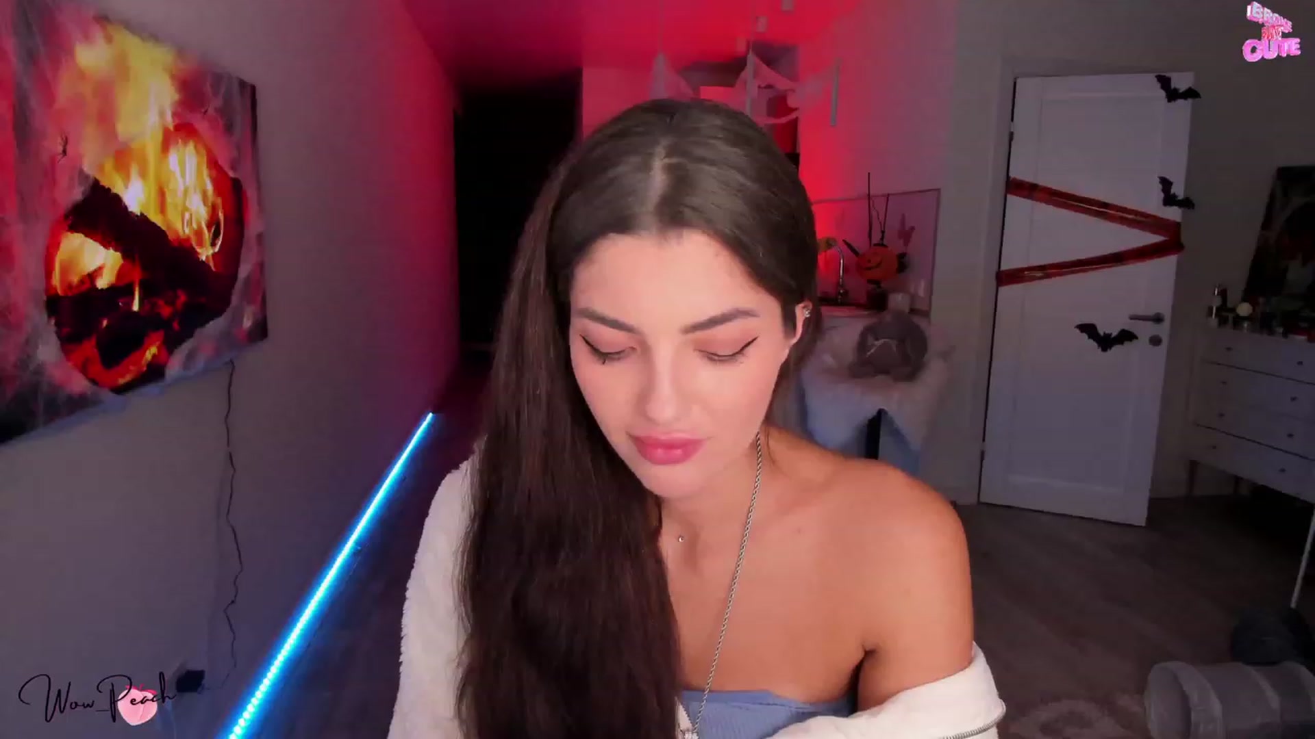Gallery image thumbnail from wow_peach's myfreecams stream on, 10/21/2023, 16:16 image 20 of 20