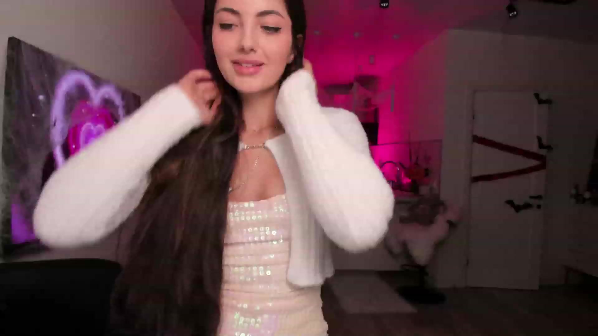 Gallery image thumbnail from wow_peach's myfreecams stream on, 10/22/2023, 19:03 image 10 of 20