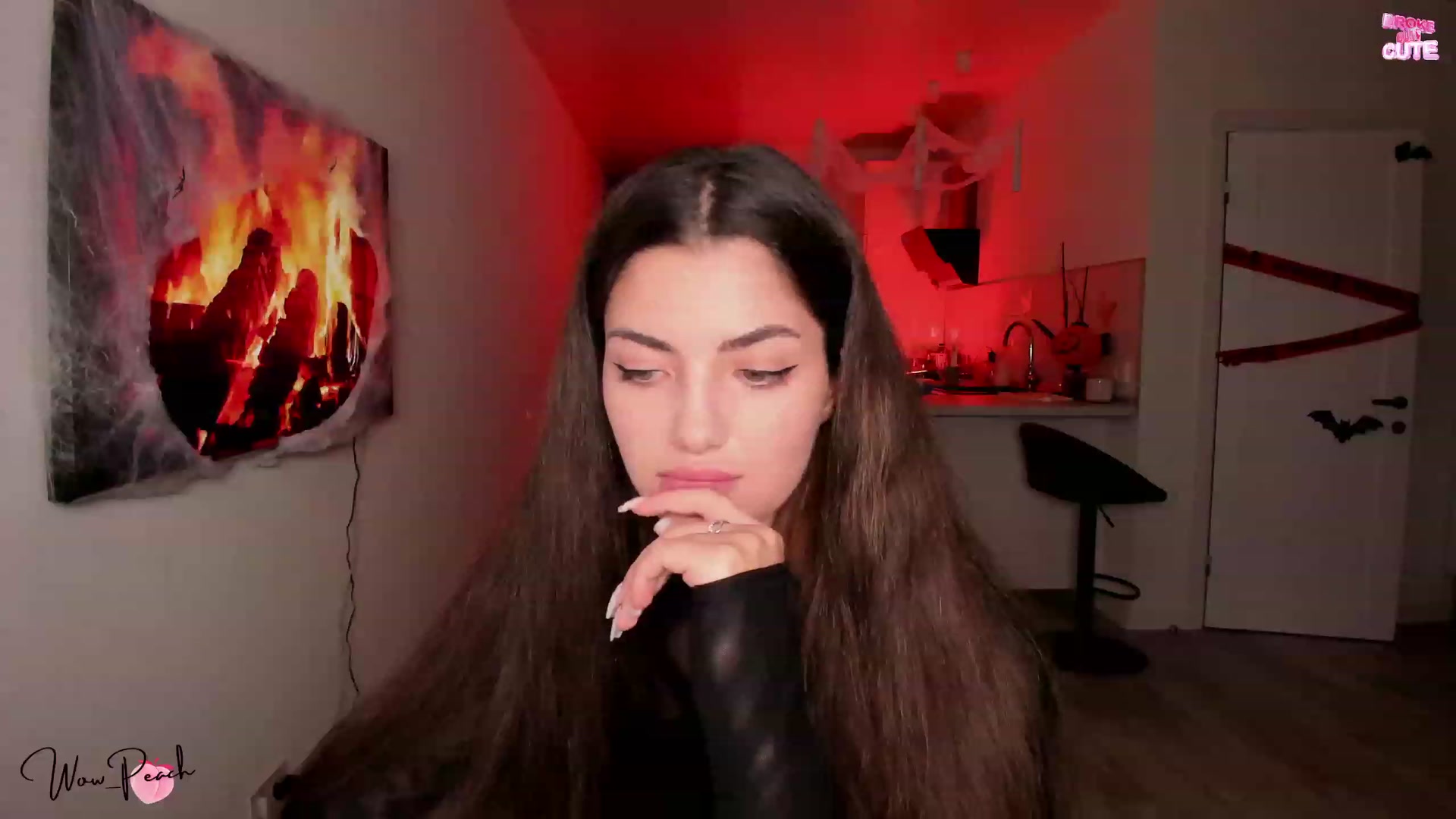 Gallery image thumbnail from wow_peach's myfreecams stream on, 10/25/2023, 16:50 image 18 of 20