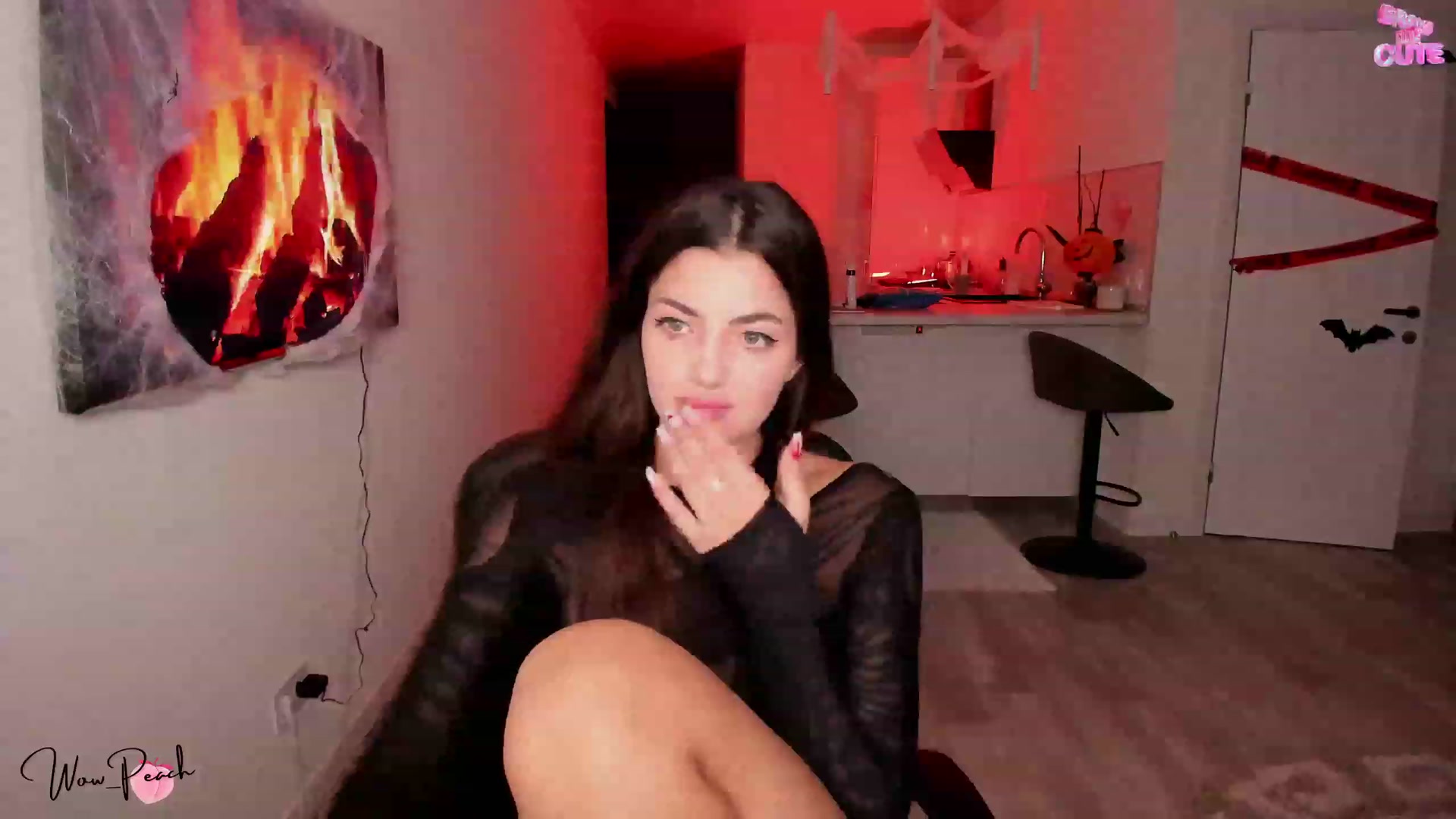 Gallery image thumbnail from wow_peach's myfreecams stream on, 10/25/2023, 16:50 image 9 of 20