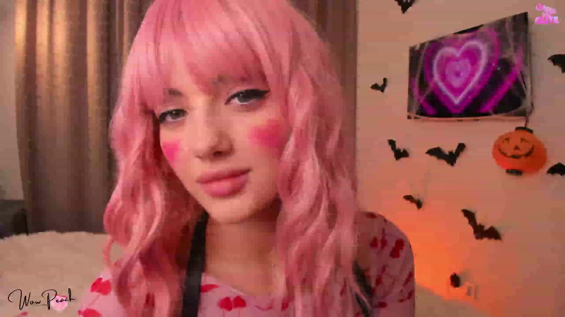 Gallery image thumbnail from wow_peach's myfreecams stream on, 10/31/2023, 15:25 image 9 of 20