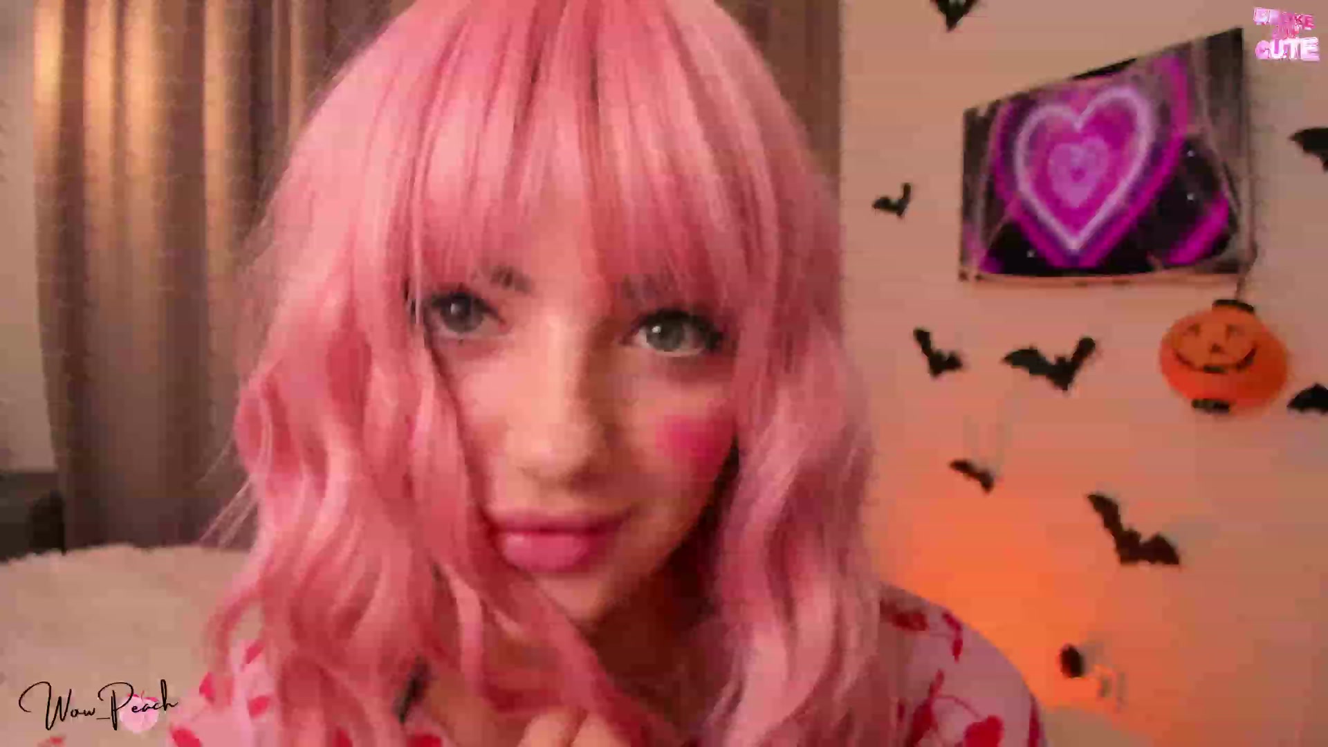 Gallery image thumbnail from wow_peach's myfreecams stream on, 10/31/2023, 15:25 image 7 of 20