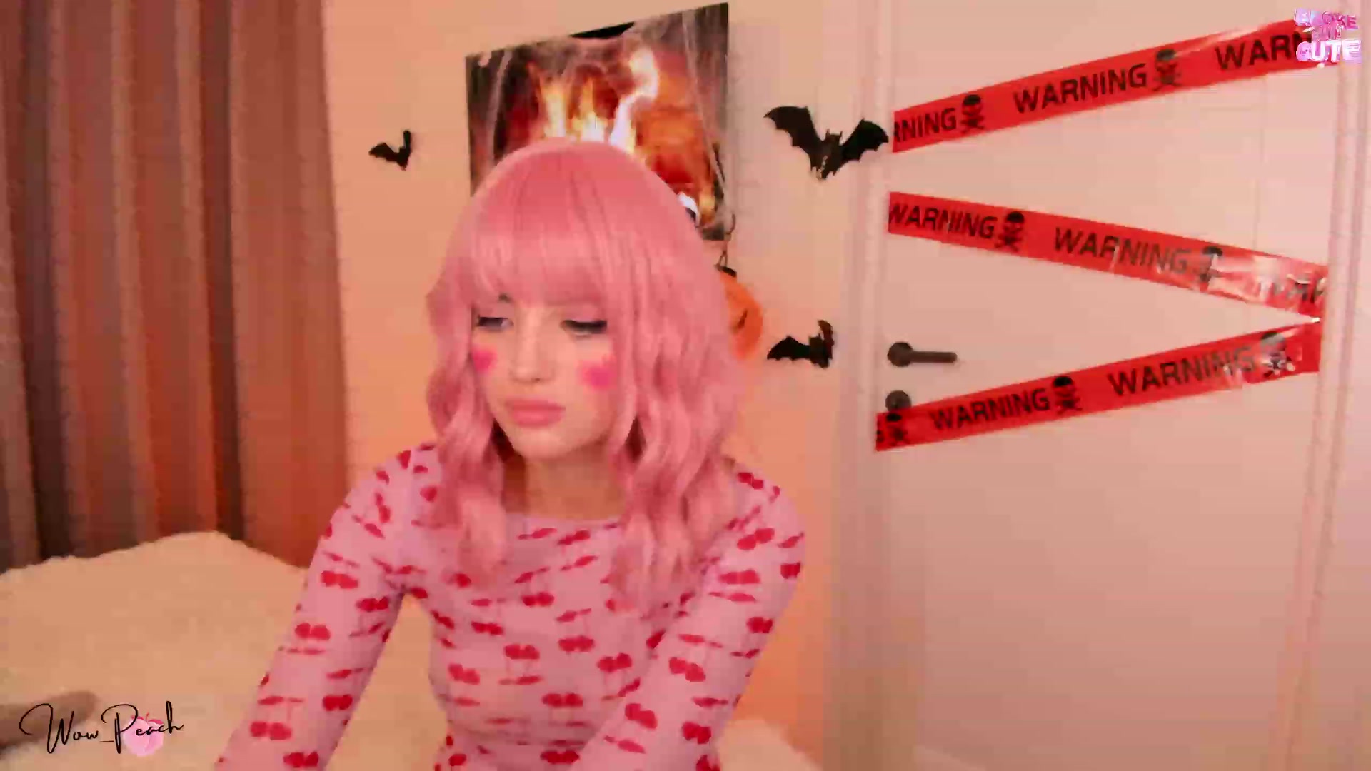 Gallery image thumbnail from wow_peach's myfreecams stream on, 10/31/2023, 22:17 image 16 of 20
