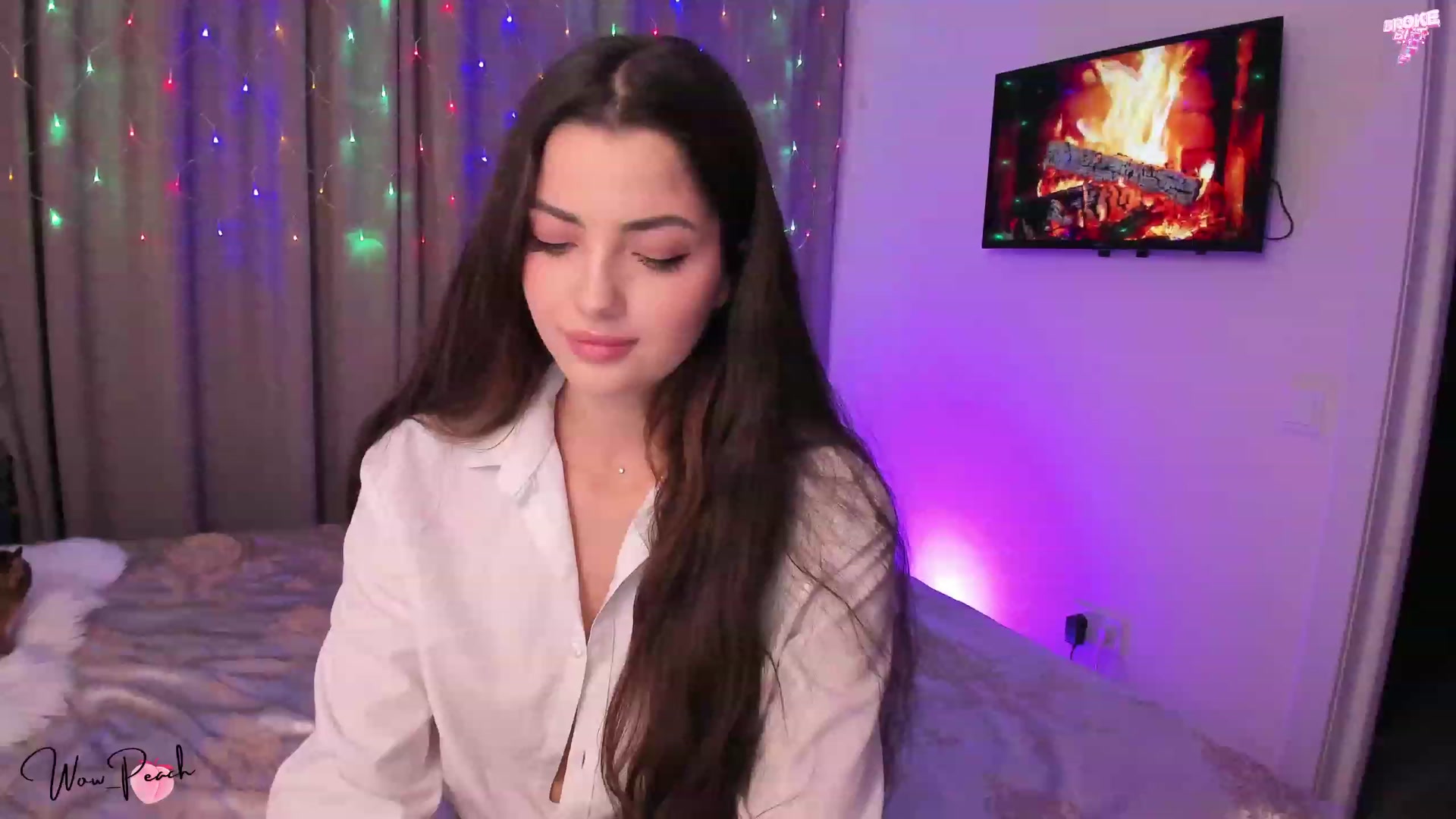 Gallery image thumbnail from wow_peach's myfreecams stream on, 11/11/2023, 16:44 image 5 of 20
