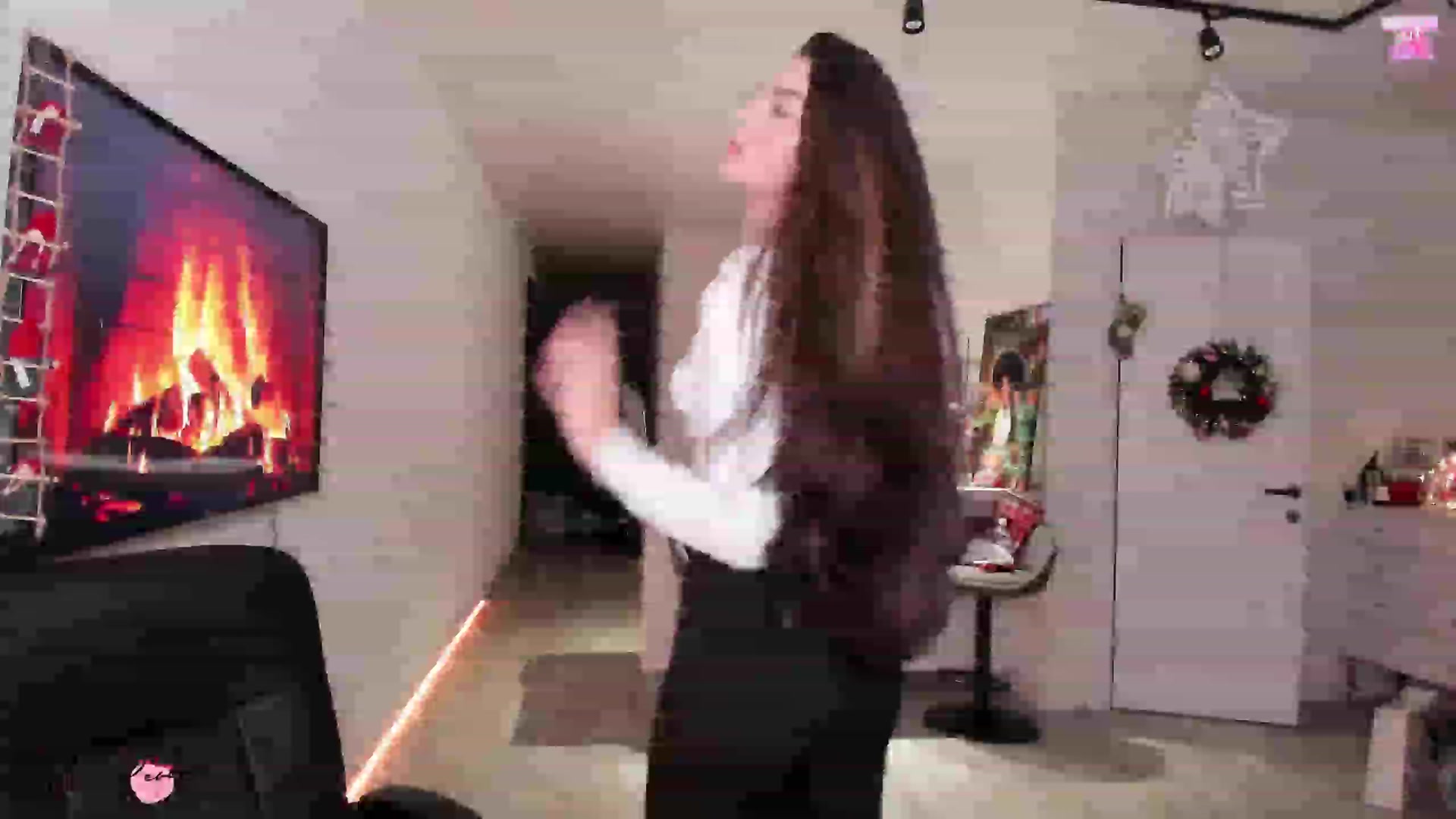 Gallery image thumbnail from wow_peach's myfreecams stream on, 12/12/2023, 19:51 image 1 of 20