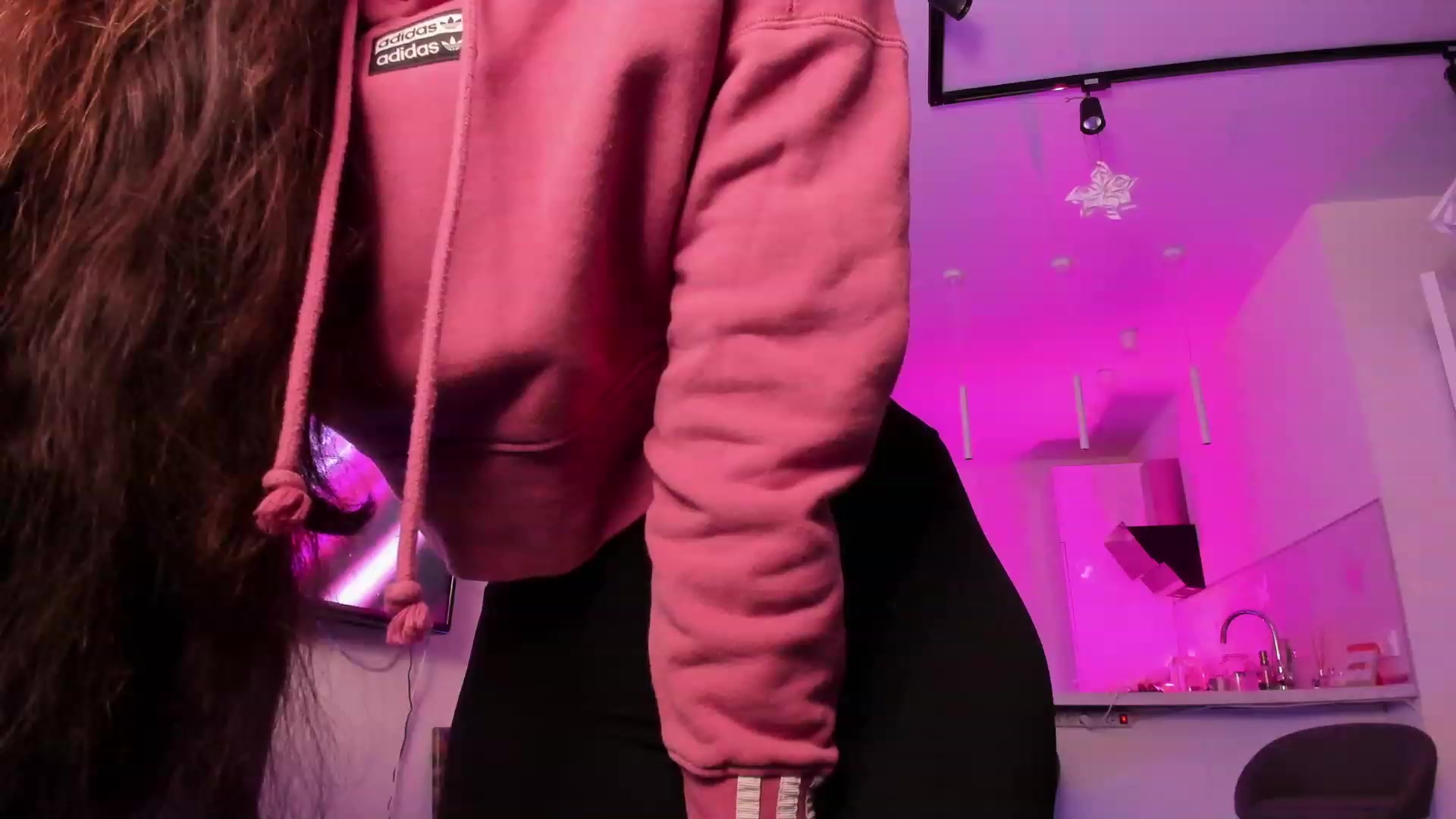 Gallery image thumbnail from wow_peach's myfreecams stream on, 01/15/2024, 16:49 image 4 of 20