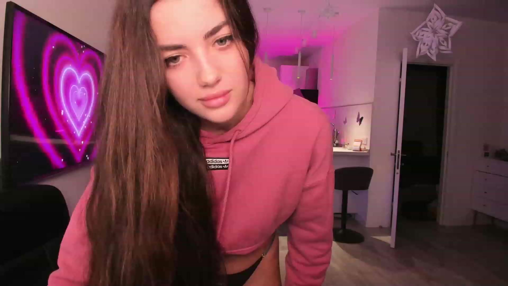 Gallery image thumbnail from wow_peach's myfreecams stream on, 01/15/2024, 18:35 image 10 of 20