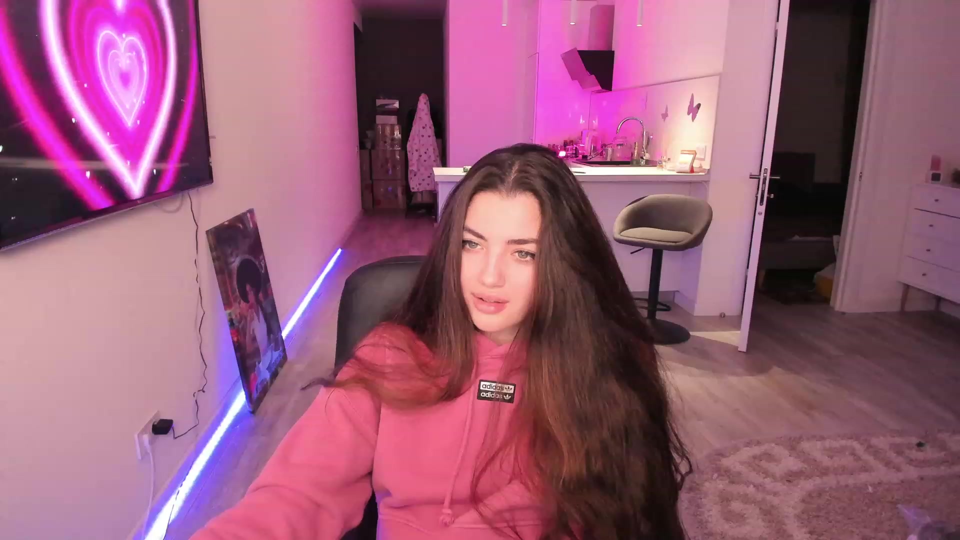 Gallery image thumbnail from wow_peach's myfreecams stream on, 01/15/2024, 18:35 image 1 of 20