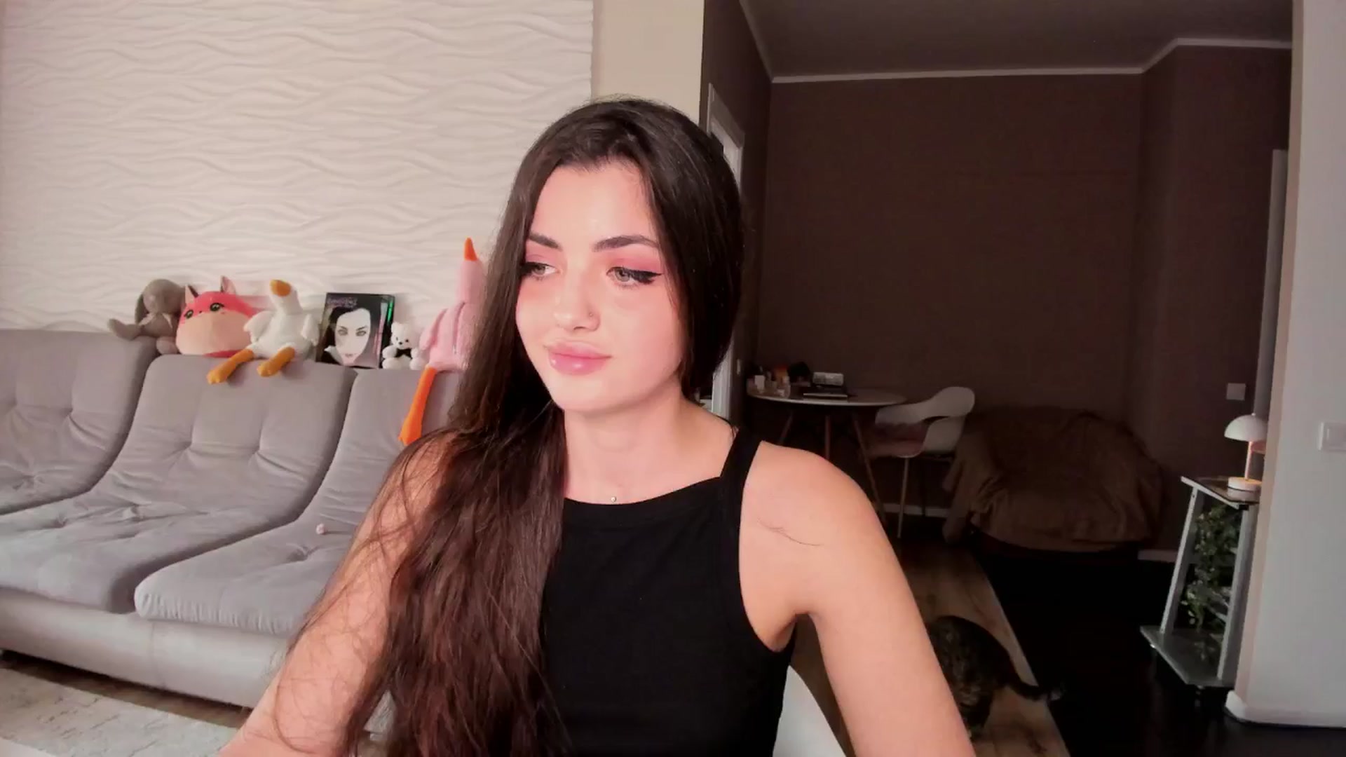 Gallery image thumbnail from wow_peach's myfreecams stream on, 05/06/2024, 13:35 image 1 of 20