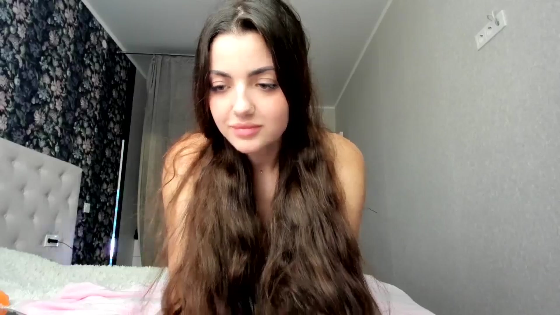 Gallery image thumbnail from wow_peach's myfreecams stream on, 05/22/2024, 16:57 image 13 of 20