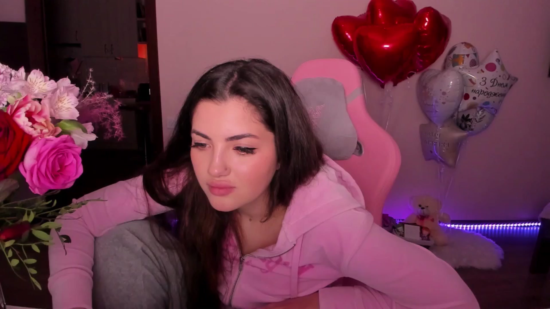 Gallery image thumbnail from wow_peach's myfreecams stream on, 02/13/2025, 16:19 image 20 of 20