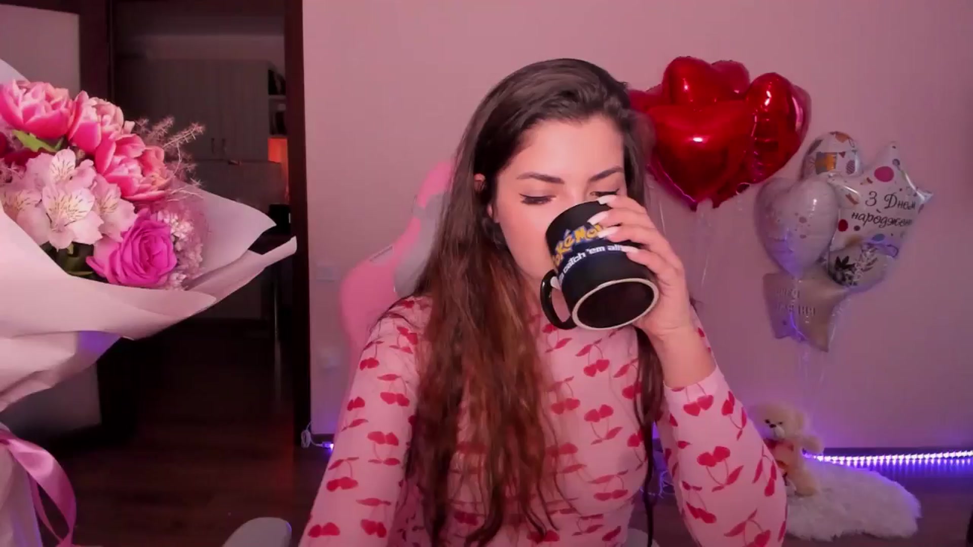 Gallery image thumbnail from wow_peach's myfreecams stream on, 02/13/2025, 16:19 image 7 of 20