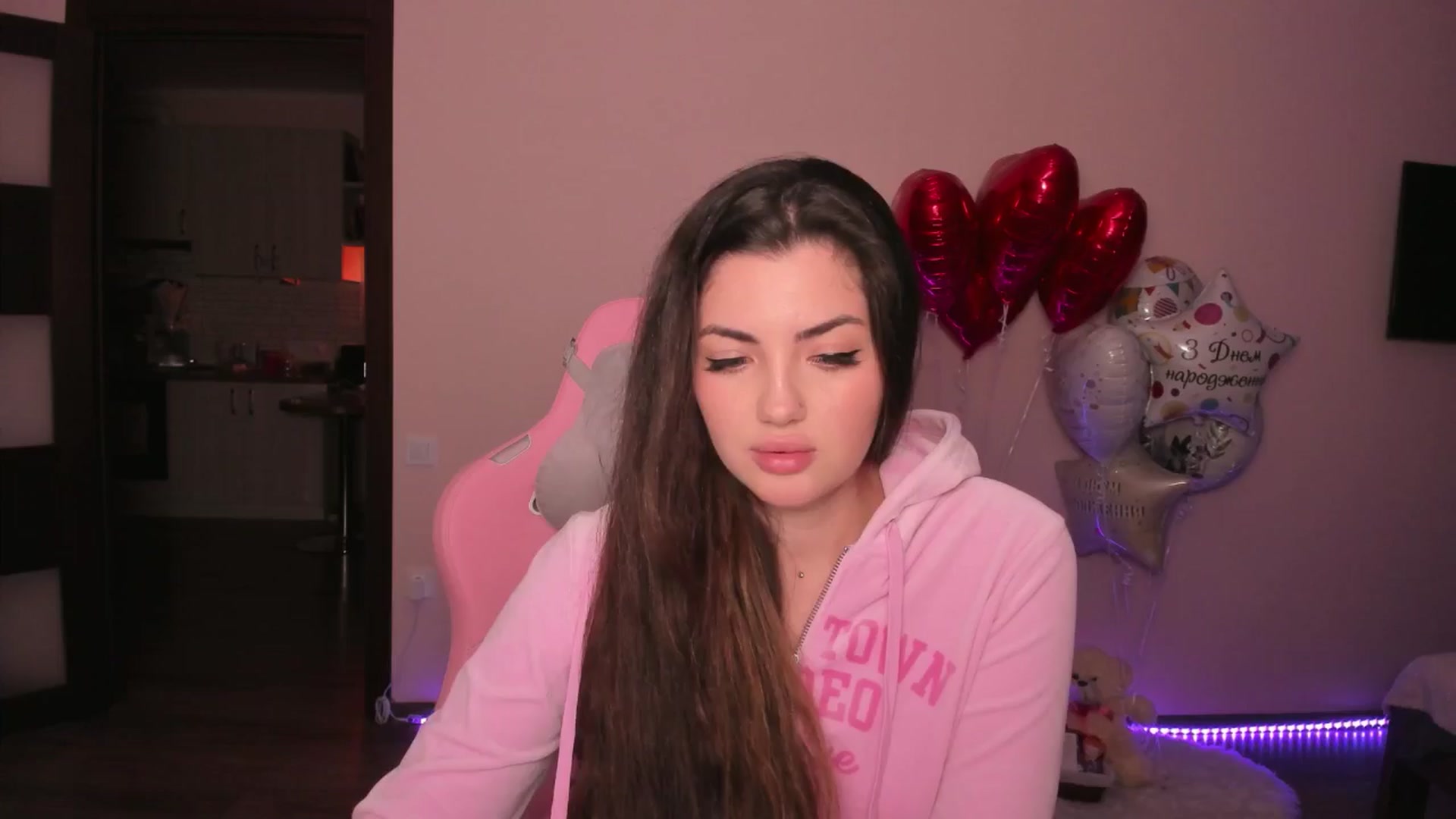 Gallery image thumbnail from wow_peach's myfreecams stream on, 02/13/2025, 18:56 image 1 of 20