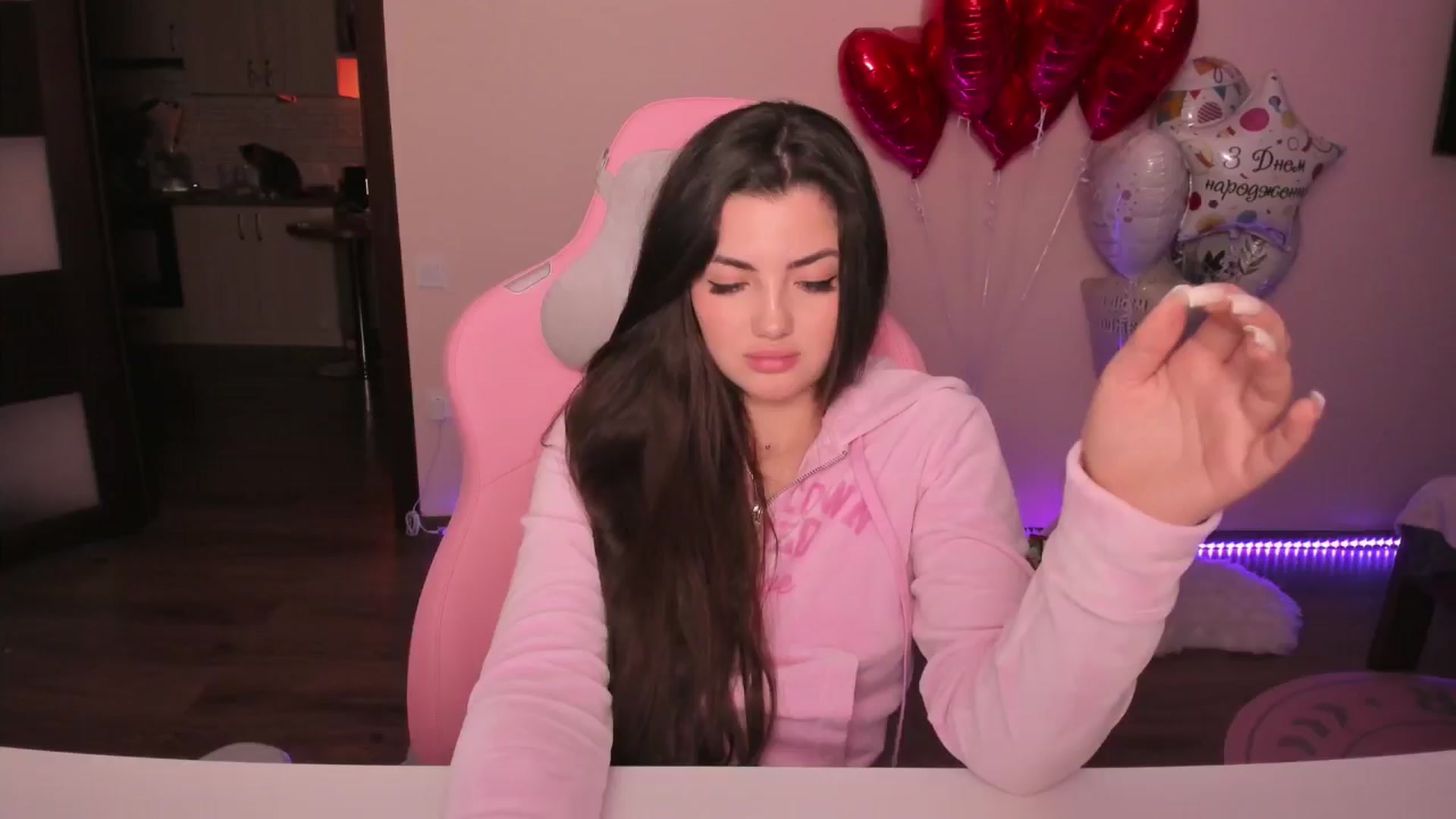 Gallery image thumbnail from wow_peach's myfreecams stream on, 02/13/2025, 18:56 image 11 of 20
