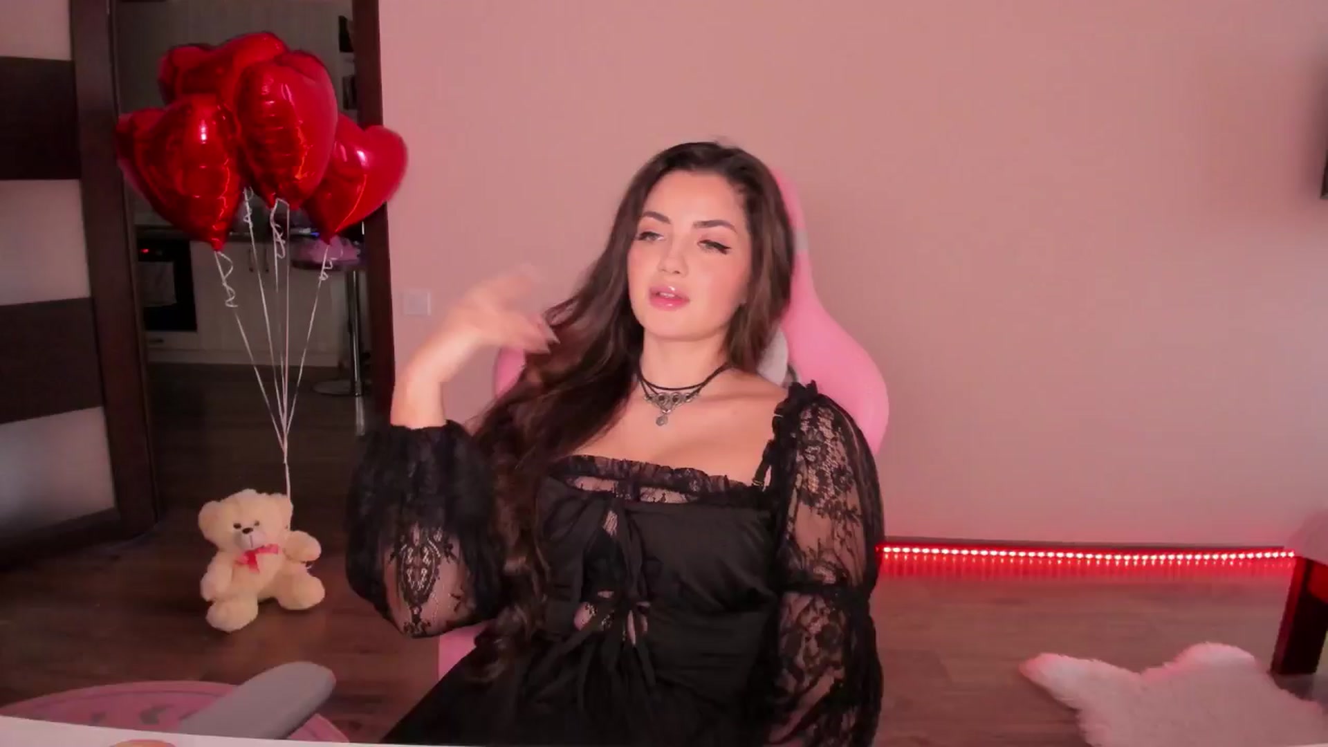 Gallery image thumbnail from wow_peach's myfreecams stream on, 02/14/2025, 14:48 image 1 of 20