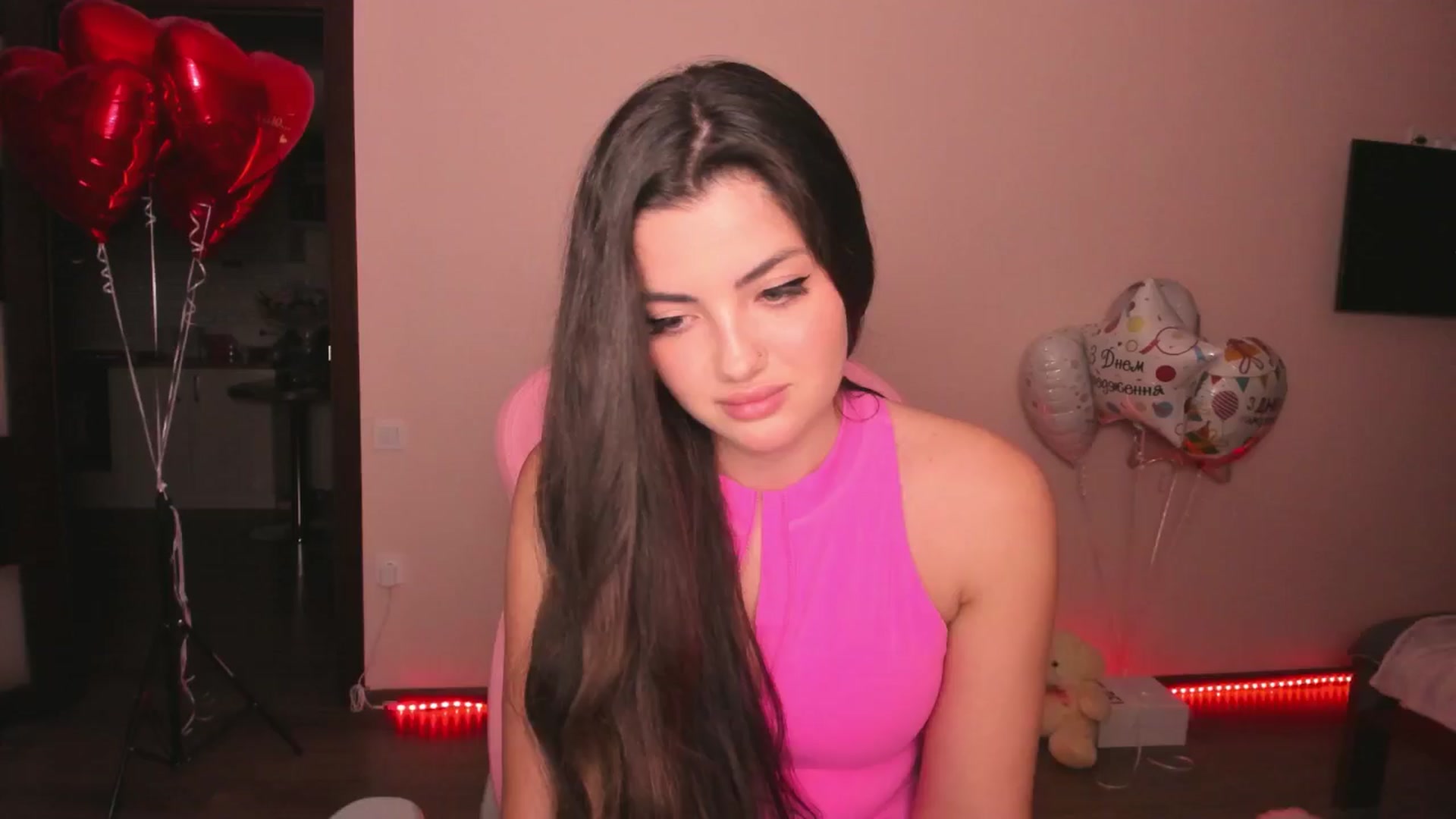 Gallery image thumbnail from wow_peach's myfreecams stream on, 02/16/2025, 17:24 image 17 of 20