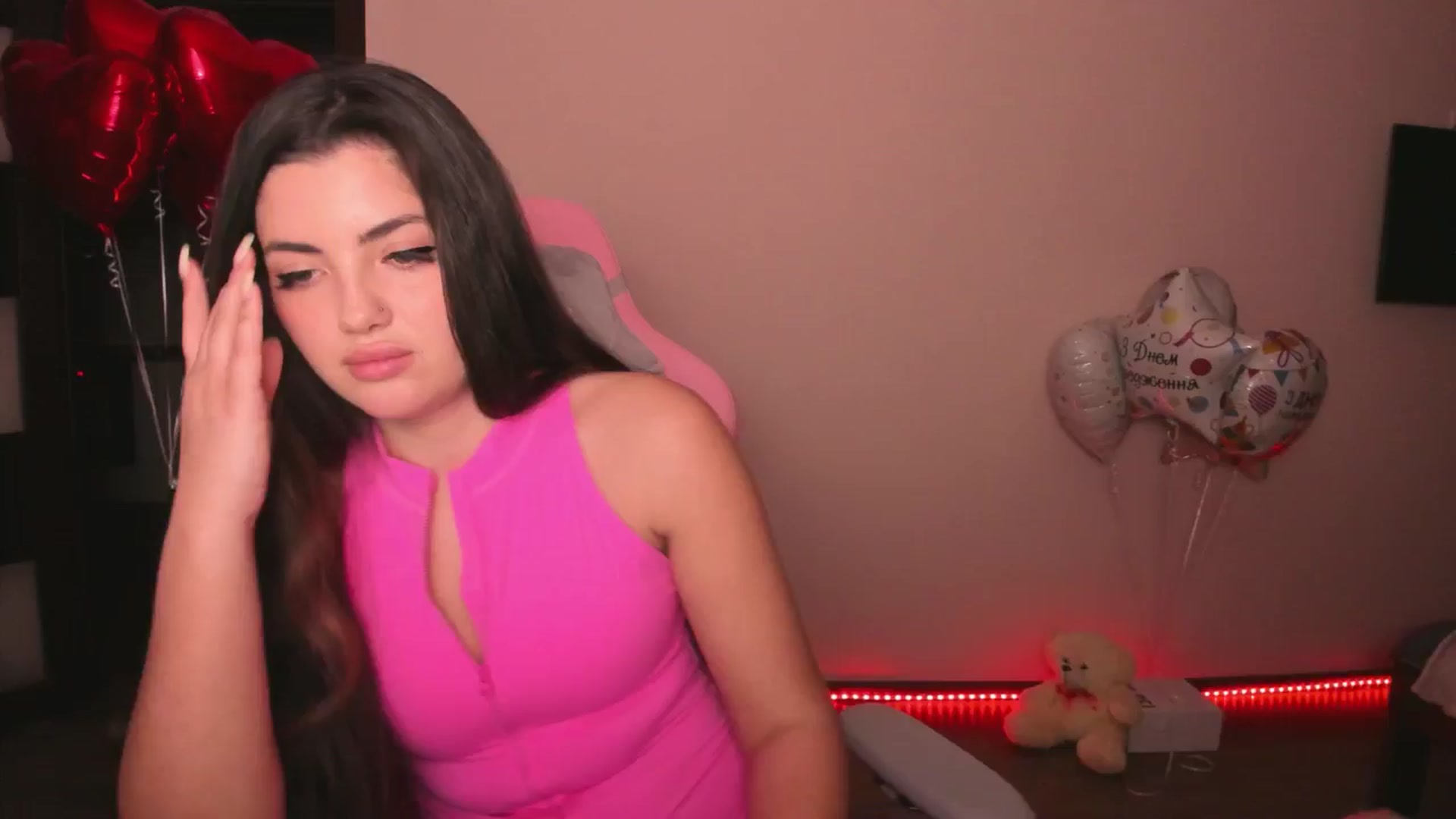 Gallery image thumbnail from wow_peach's myfreecams stream on, 02/16/2025, 17:24 image 12 of 20