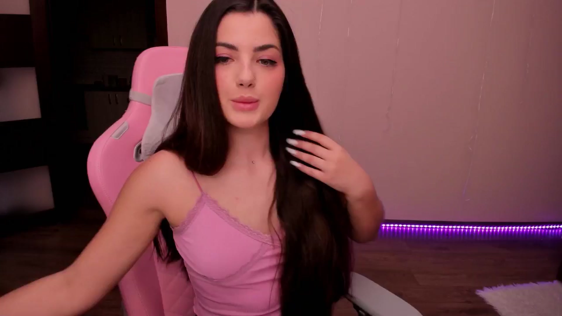 Gallery image thumbnail from wow_peach's myfreecams stream on, 02/22/2025, 16:24 image 5 of 20