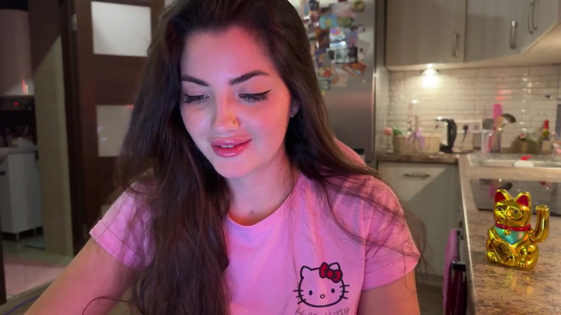 Gallery image thumbnail from wow_peach's myfreecams stream on, 02/23/2025, 17:34 image 19 of 20