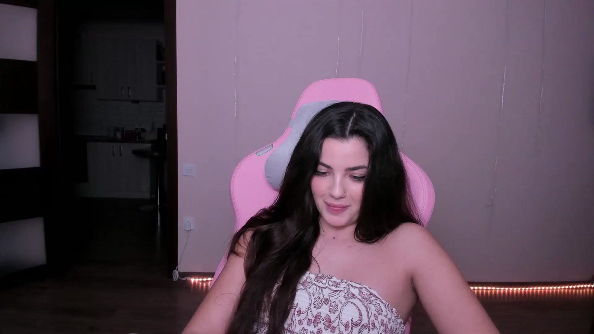 Gallery image thumbnail from wow_peach's myfreecams stream on, 02/27/2025, 20:14 image 17 of 20