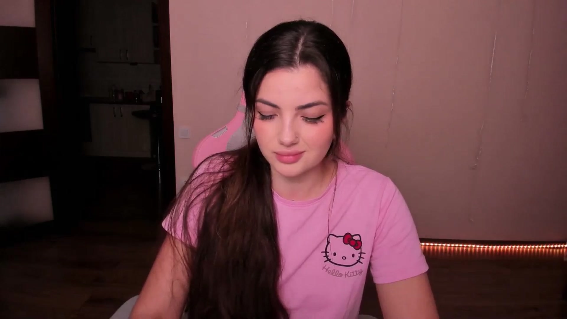 Gallery image thumbnail from wow_peach's myfreecams stream on, 02/28/2025, 18:31 image 16 of 20