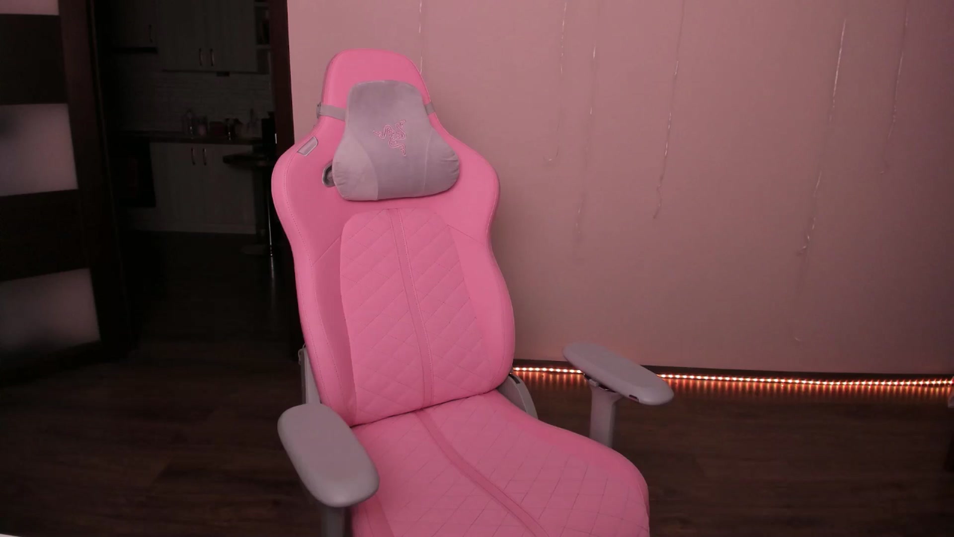 Gallery image thumbnail from wow_peach's myfreecams stream on, 02/28/2025, 20:23 image 11 of 20
