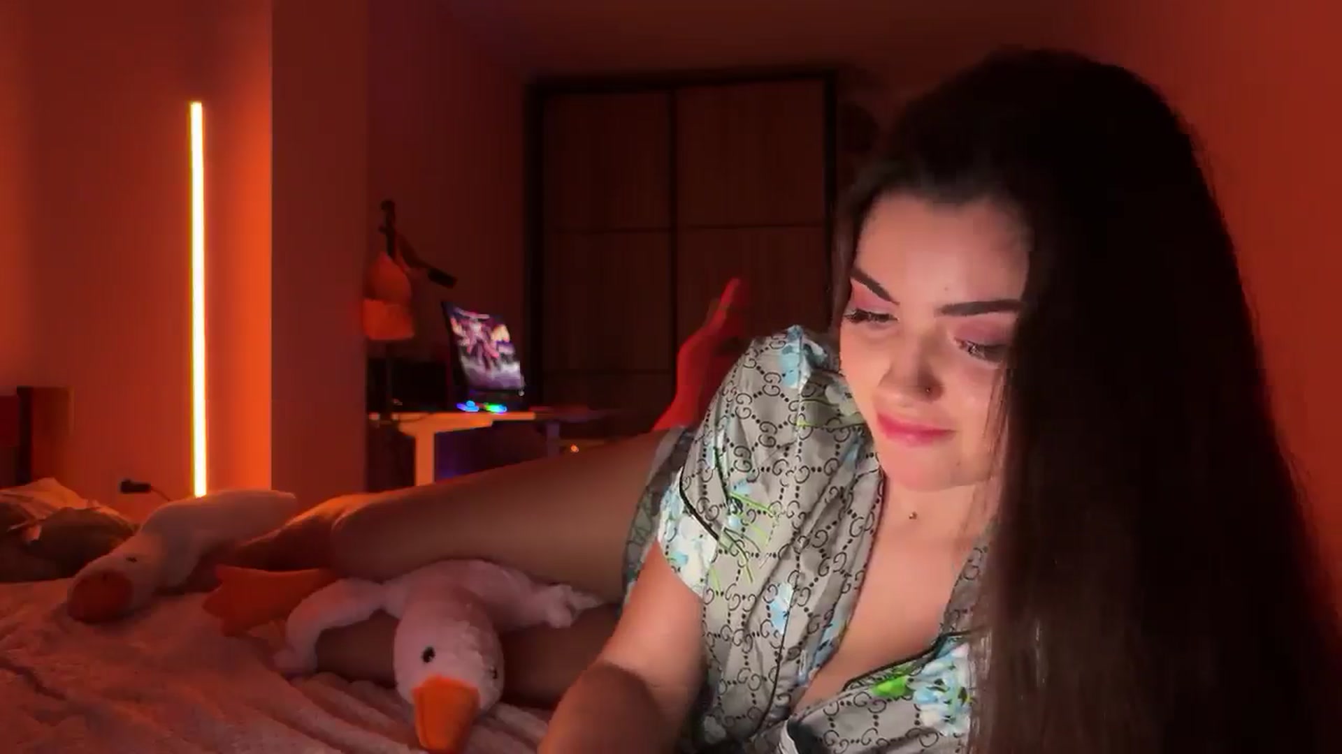 Gallery image thumbnail from wow_peach's myfreecams stream on, 03/25/2025, 17:45 image 4 of 20