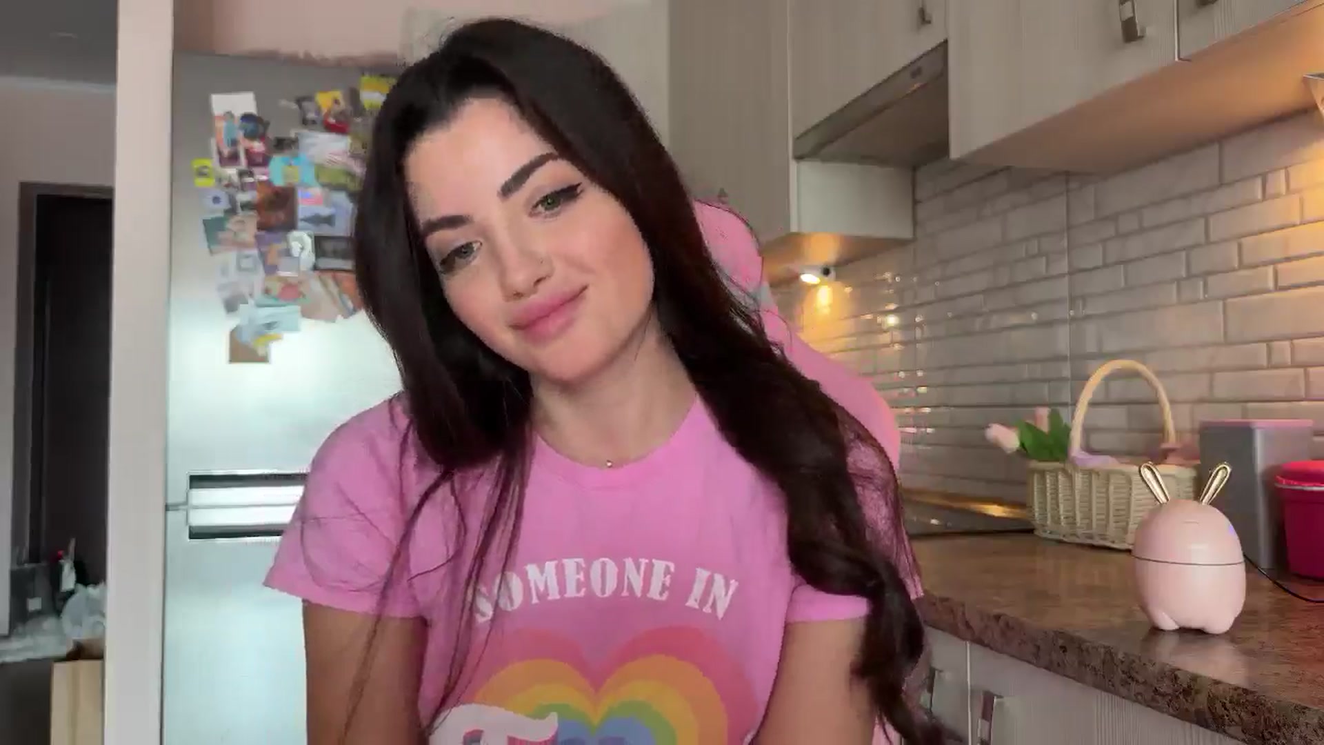 Gallery image thumbnail from wow_peach's myfreecams stream on, 03/29/2025, 14:19 image 6 of 20