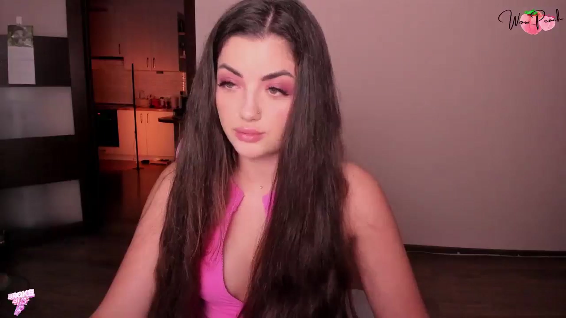 Gallery image thumbnail from wow_peach's myfreecams stream on, 08/16/2025, 18:54 image 4 of 20