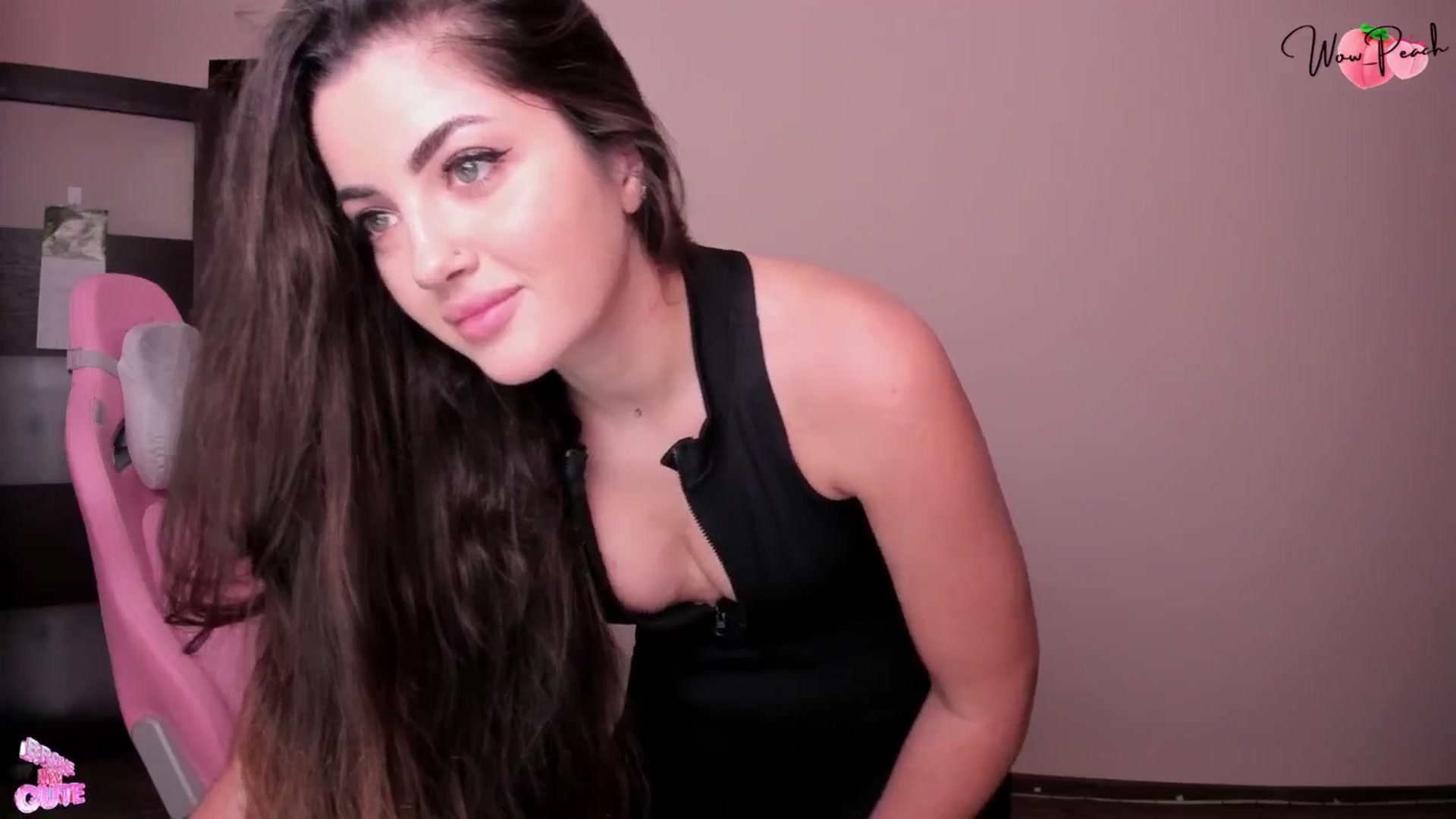 Gallery image thumbnail from wow_peach's myfreecams stream on, 09/21/2025, 17:27 image 6 of 20