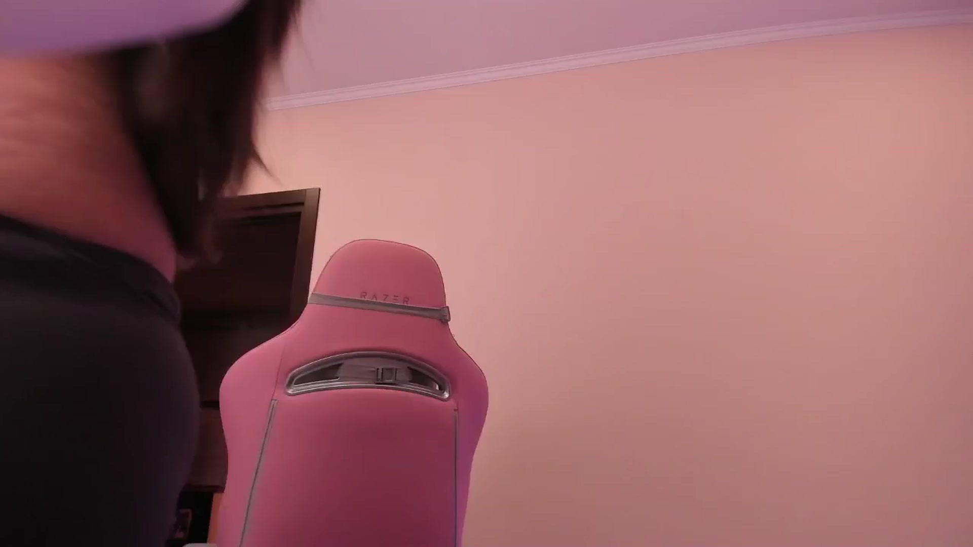 Gallery image thumbnail from wow_peach's myfreecams stream on, 10/14/2025, 20:10 image 1 of 20