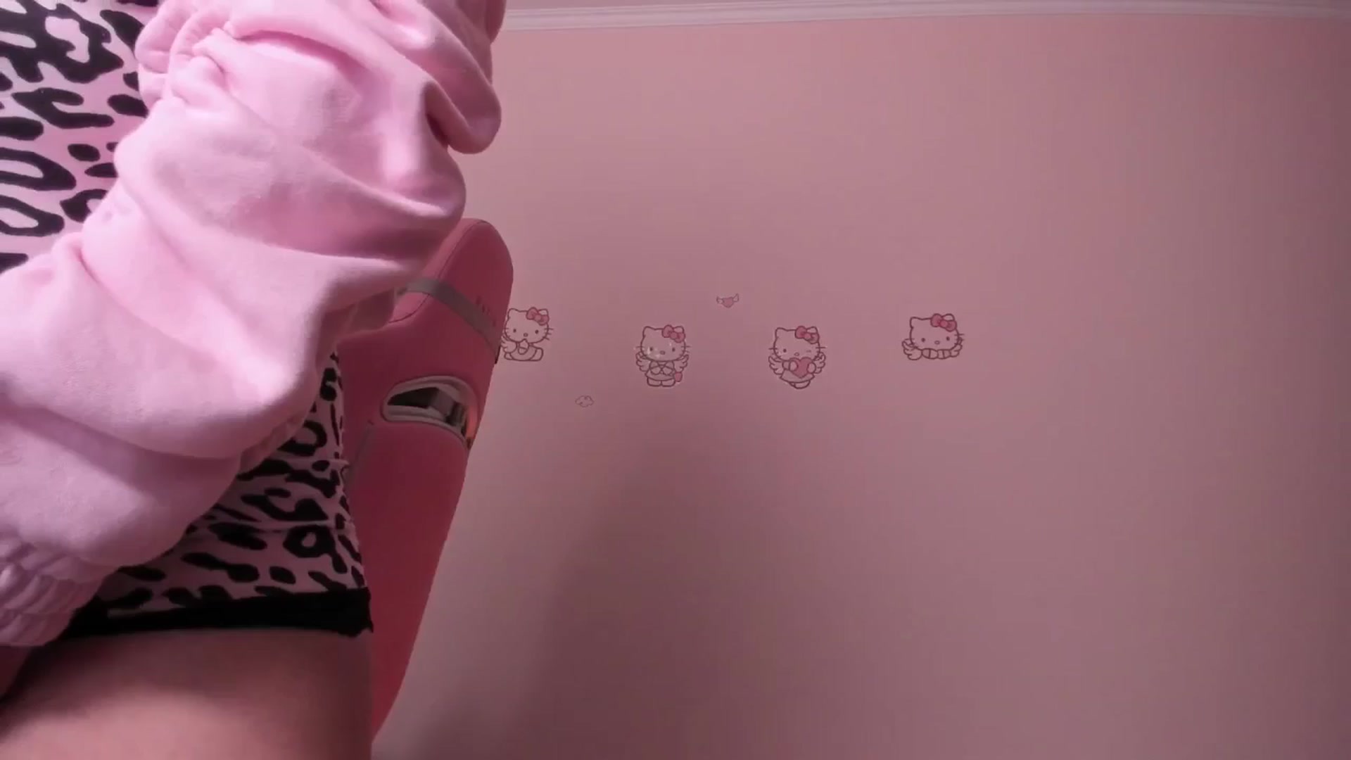 Gallery image thumbnail from wow_peach's myfreecams stream on, 02/07/2026, 18:04 image 7 of 20