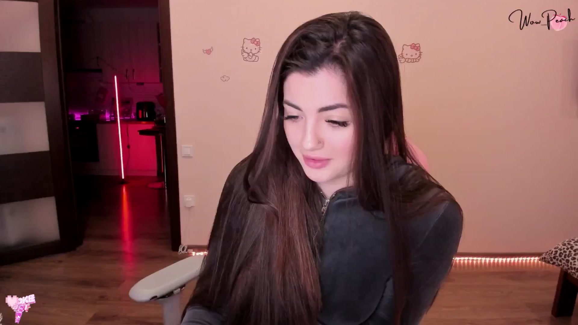 Gallery image thumbnail from wow_peach's myfreecams stream on, 02/17/2026, 19:54 image 12 of 20
