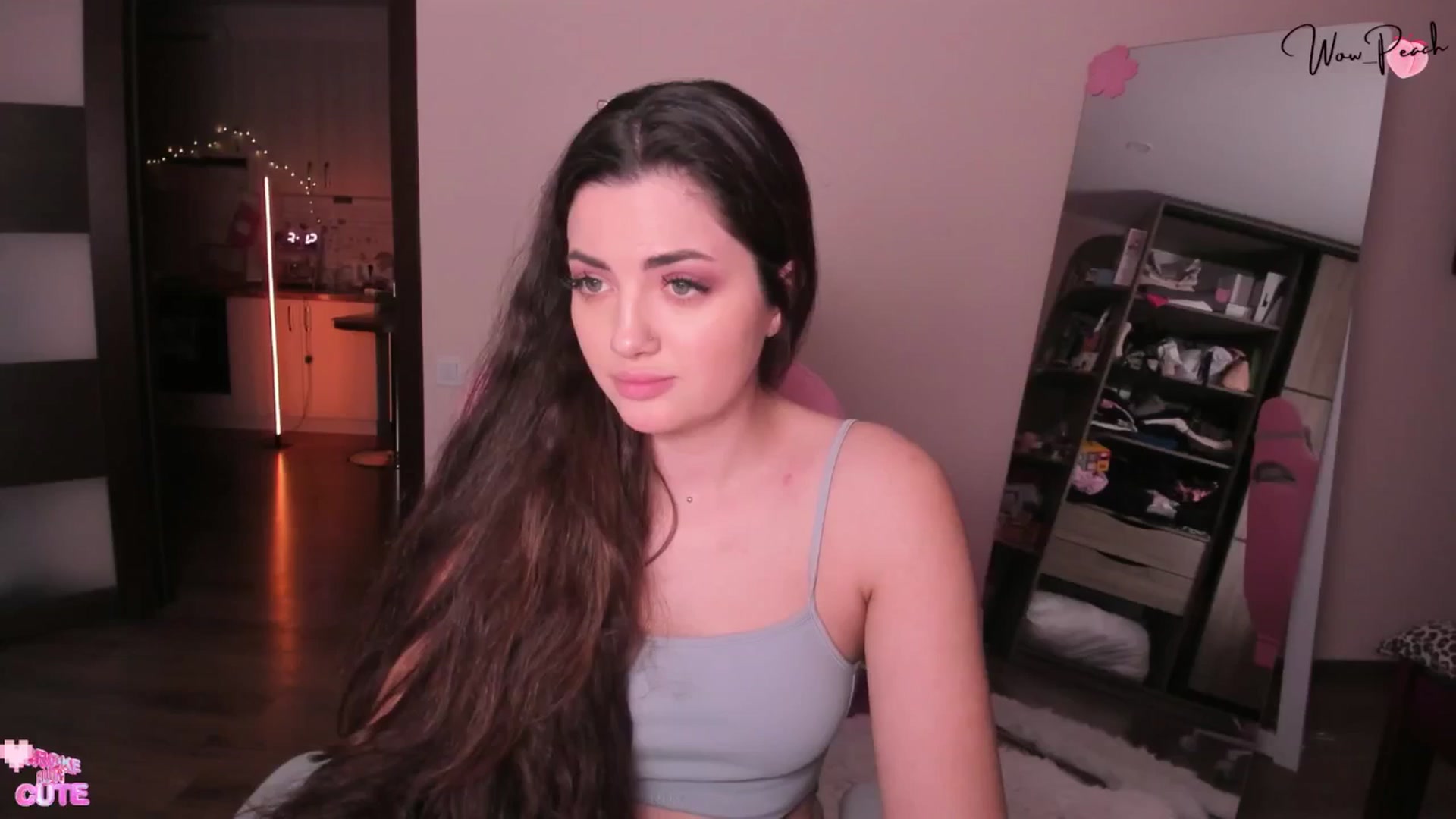 Gallery image thumbnail from wow_peach's myfreecams stream on, 03/05/2026, 19:50 image 15 of 20