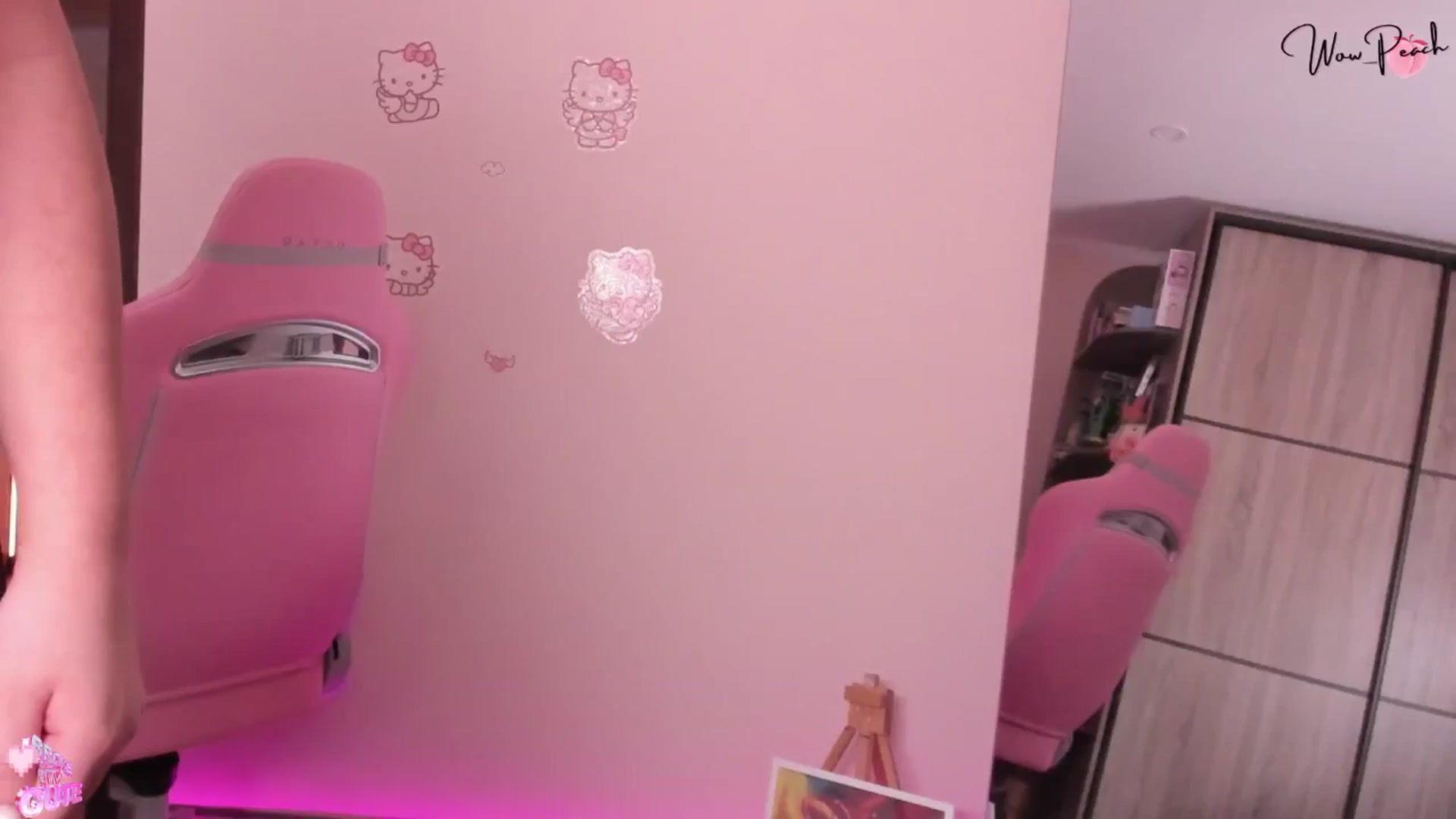 Gallery image thumbnail from wow_peach's myfreecams stream on, 03/05/2026, 19:50 image 4 of 20