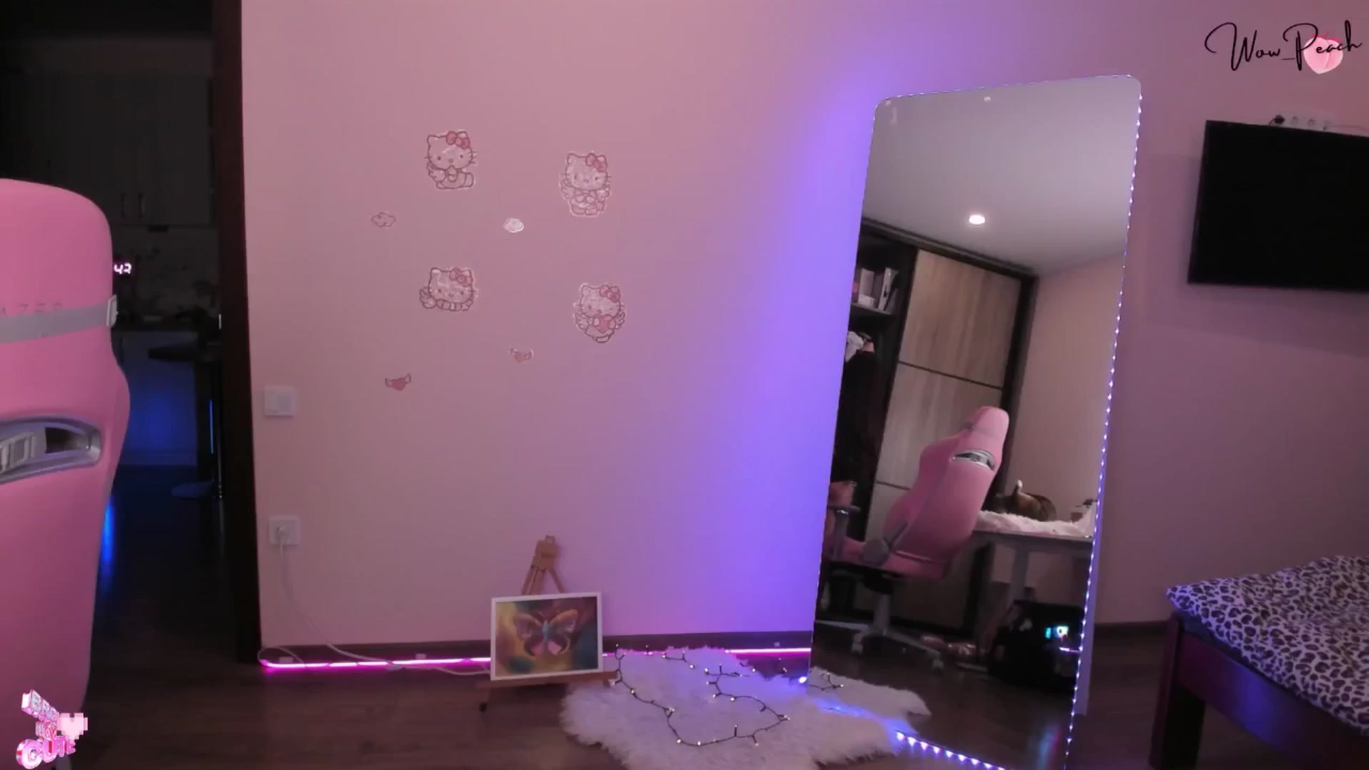 Gallery image thumbnail from wow_peach's myfreecams stream on, 03/07/2026, 19:26 image 17 of 20