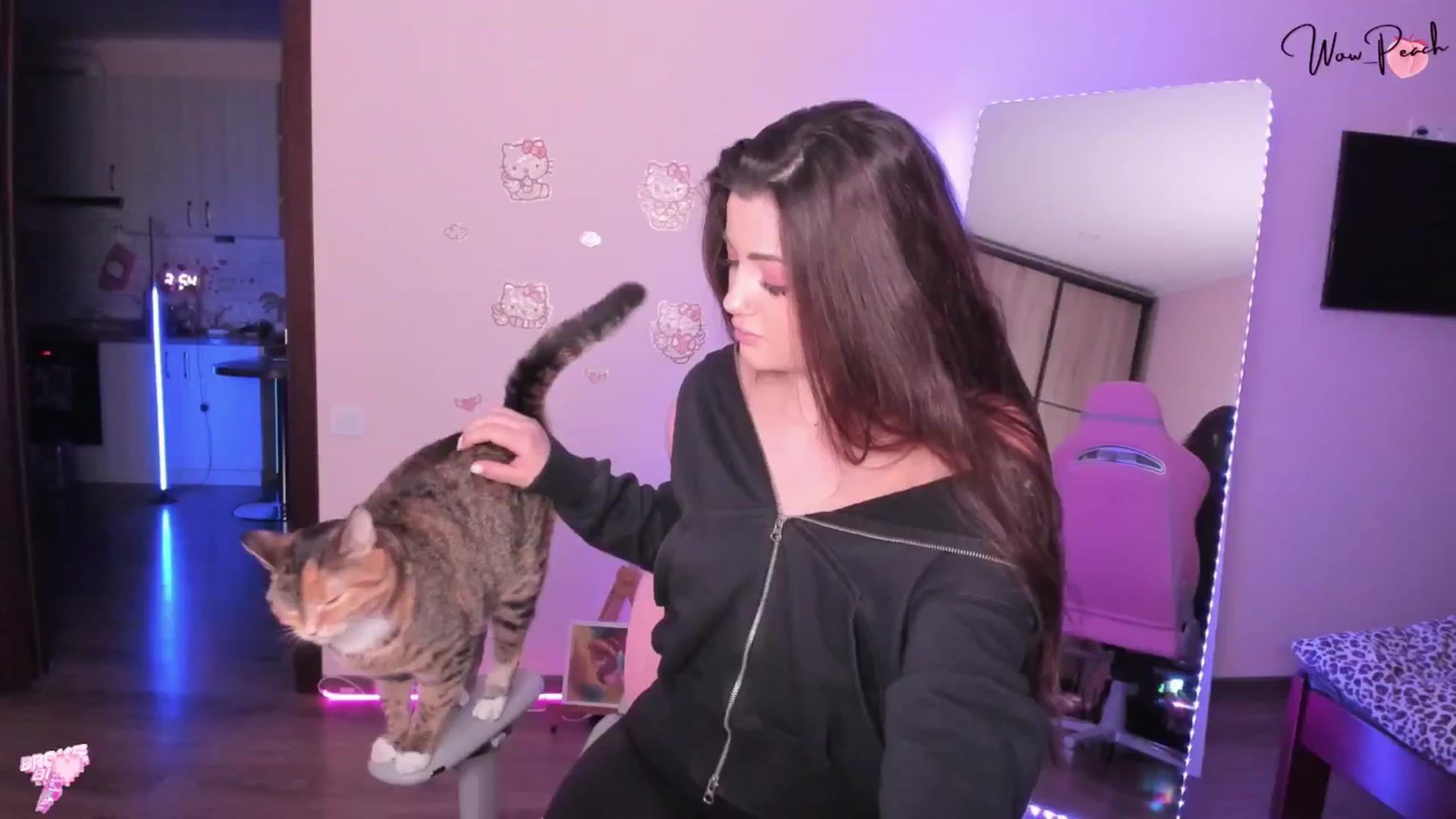 Gallery image thumbnail from wow_peach's myfreecams stream on, 03/07/2026, 20:56 image 11 of 20