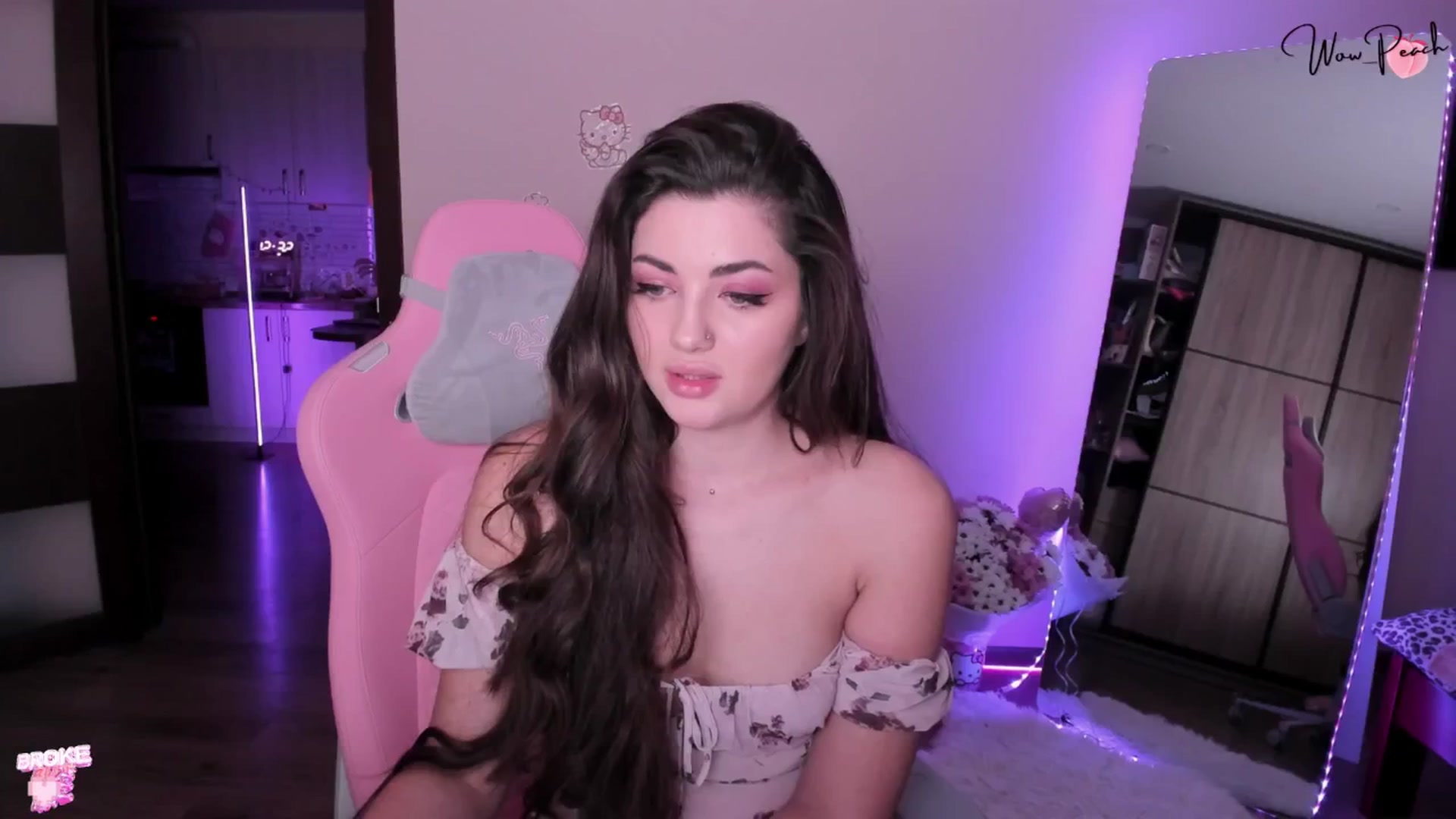 Gallery image thumbnail from wow_peach's myfreecams stream on, 03/09/2026, 17:22 image 15 of 20