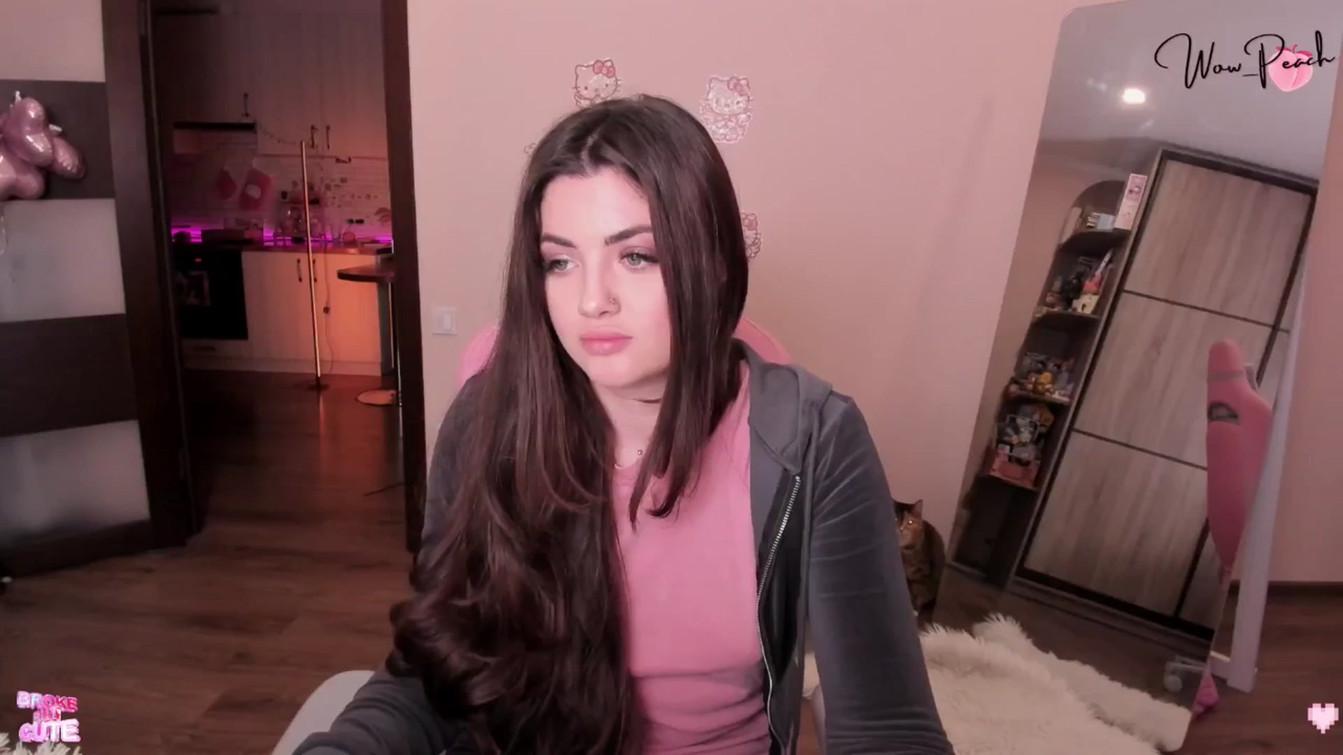 Gallery image thumbnail from wow_peach's myfreecams stream on, 05/01/2026, 16:55 image 11 of 20