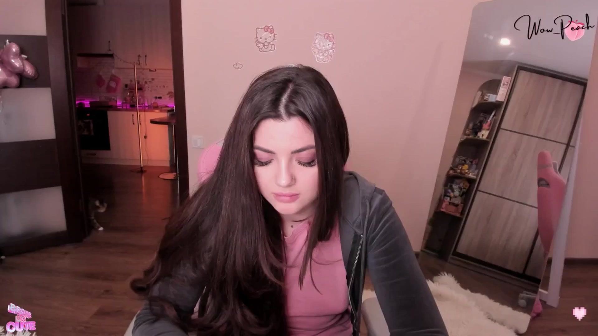 Gallery image thumbnail from wow_peach's myfreecams stream on, 05/01/2026, 16:55 image 10 of 20