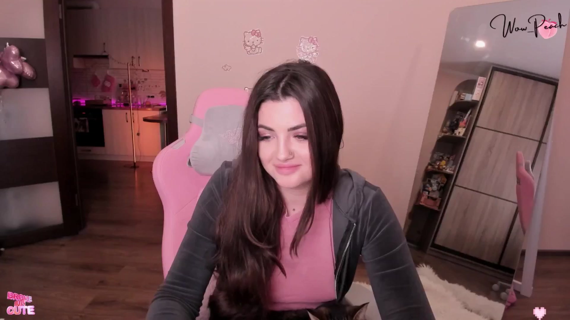 Gallery image thumbnail from wow_peach's myfreecams stream on, 05/01/2026, 16:55 image 4 of 20