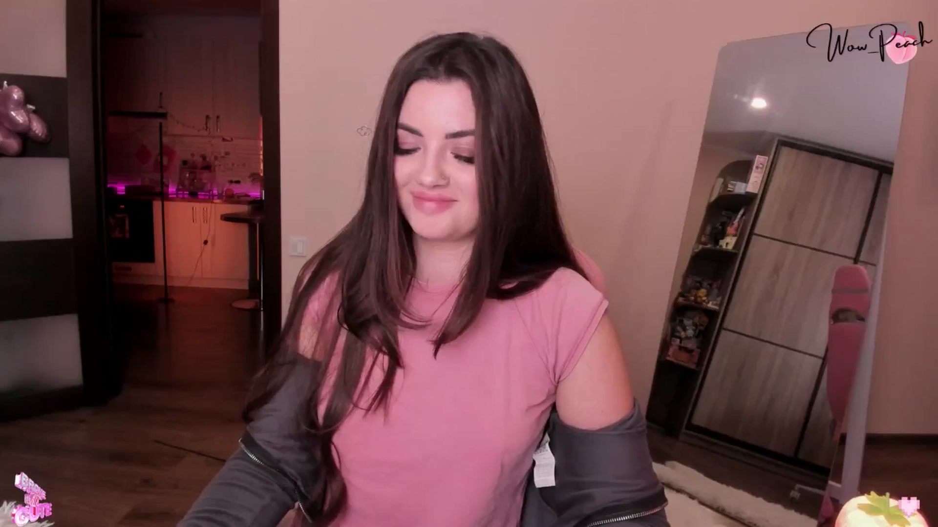 Gallery image thumbnail from wow_peach's myfreecams stream on, 05/01/2026, 19:06 image 5 of 20