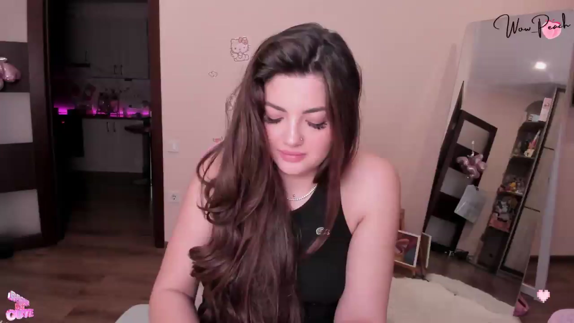 Gallery image thumbnail from wow_peach's myfreecams stream on, 05/05/2026, 20:19 image 20 of 20
