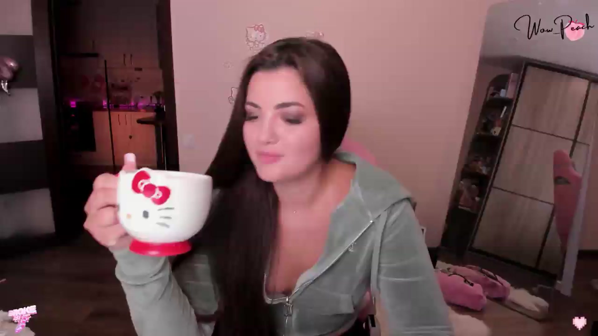 Gallery image thumbnail from wow_peach's myfreecams stream on, 09/04/2026, 17:44 image 5 of 20