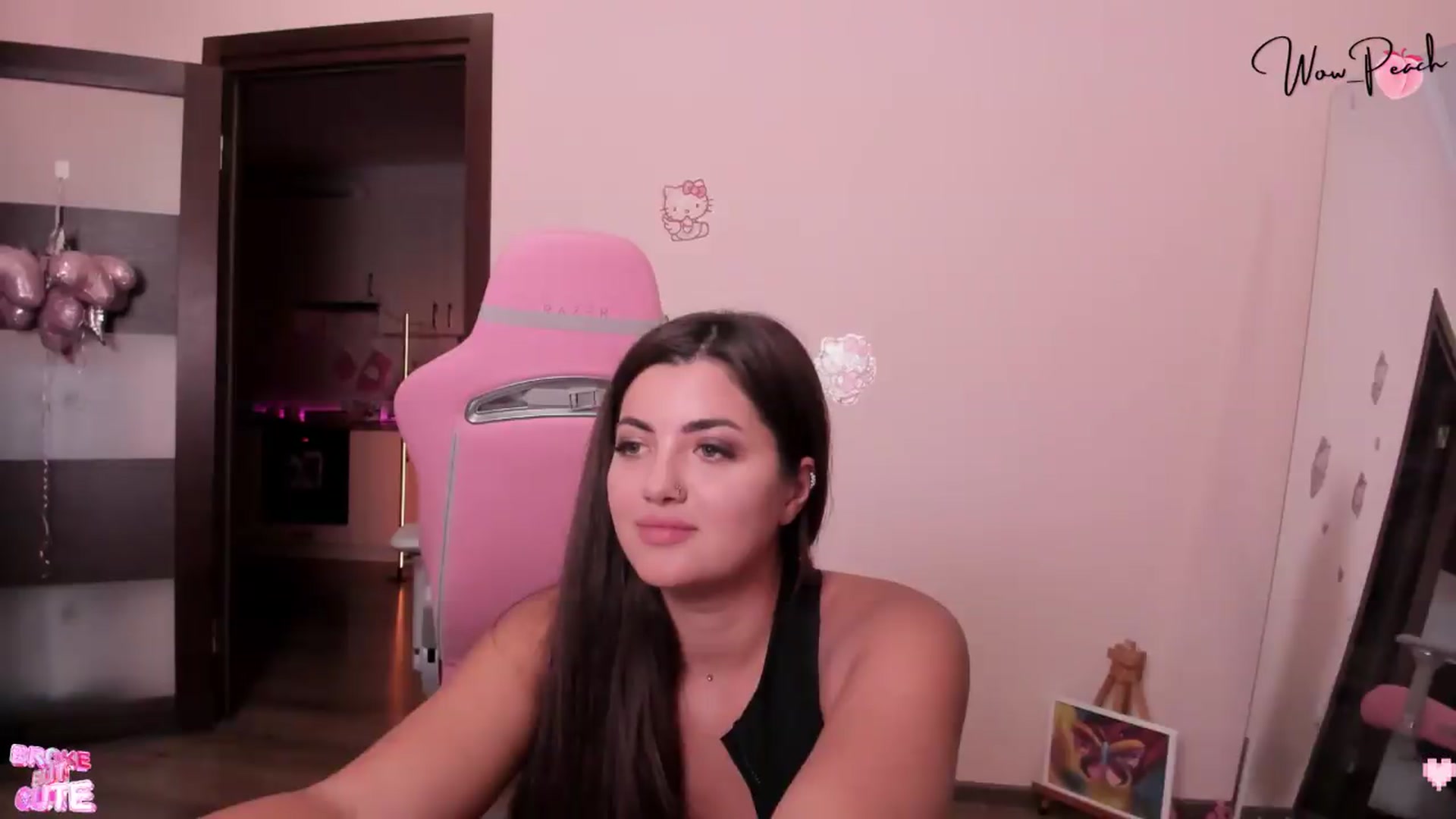 Gallery image thumbnail from wow_peach's myfreecams stream on, 09/05/2026, 20:01 image 19 of 20