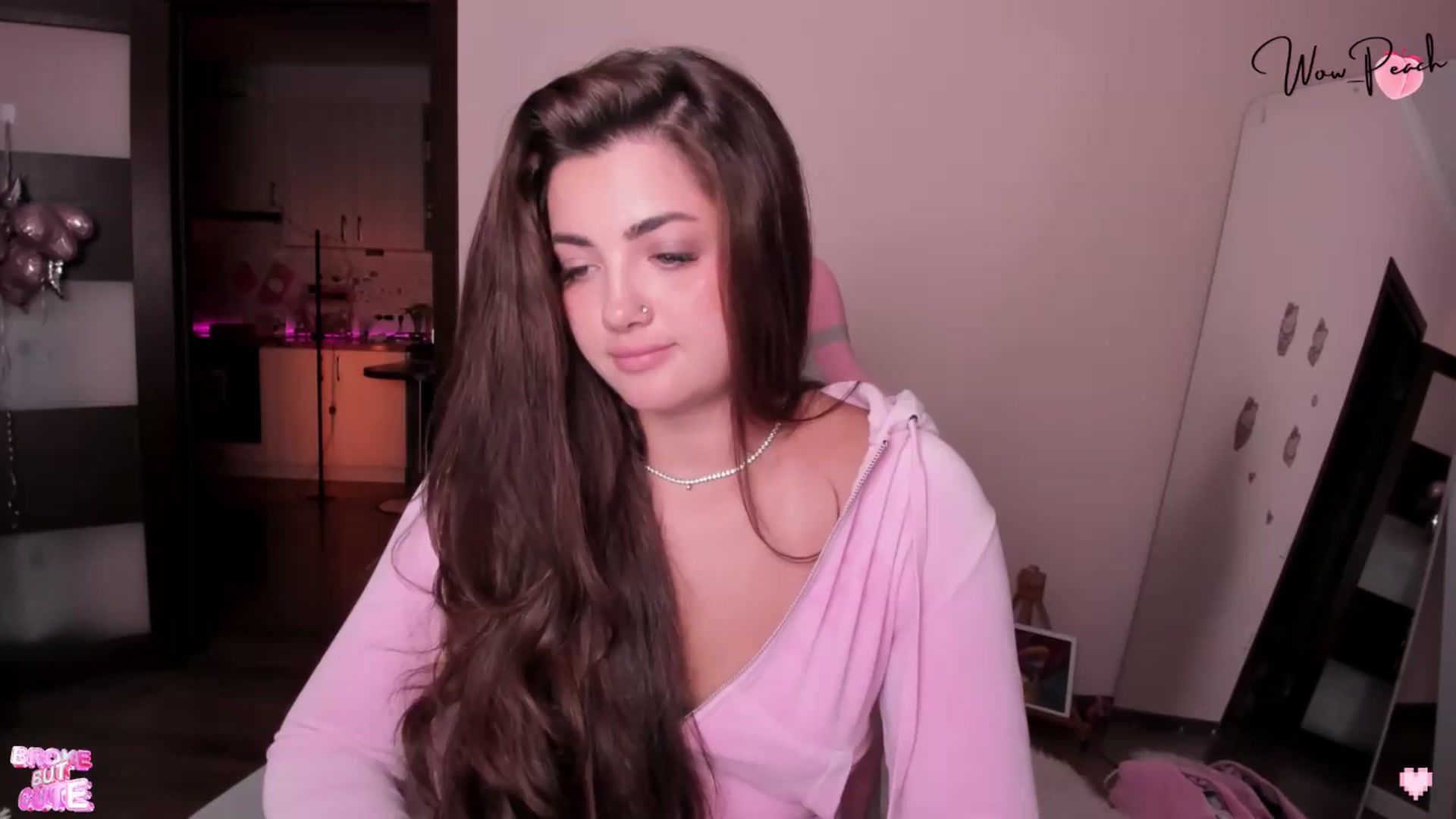 Gallery image thumbnail from wow_peach's myfreecams stream on, 09/07/2026, 18:10 image 5 of 20