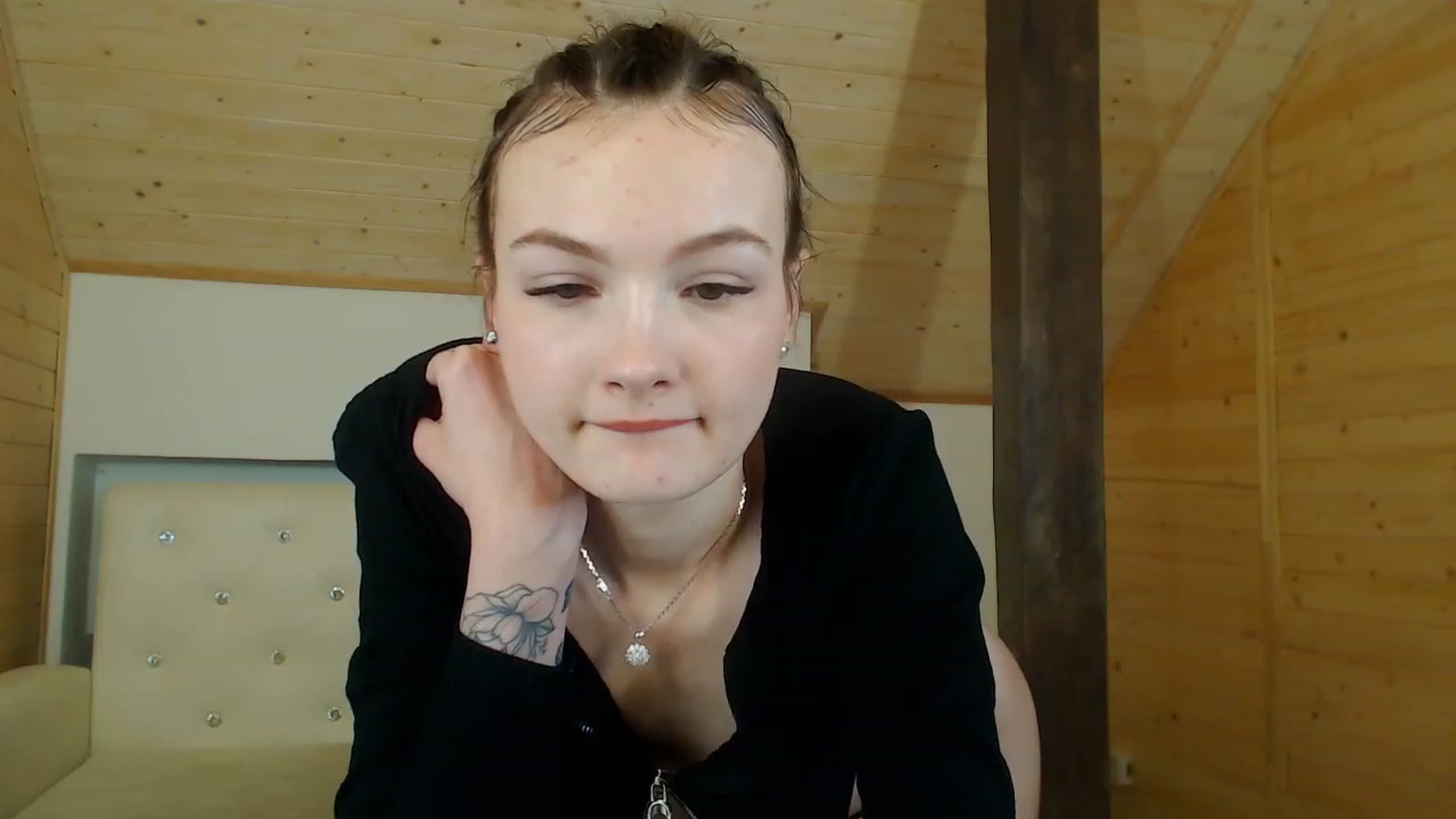 Gallery image thumbnail from wowsasha's myfreecams stream on, 01/19/2023, 21:46 image 3 of 20
