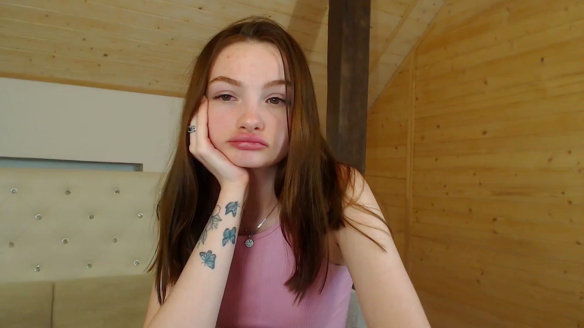 Gallery image thumbnail from wowsasha's myfreecams stream on, 01/28/2023, 21:35 image 19 of 20